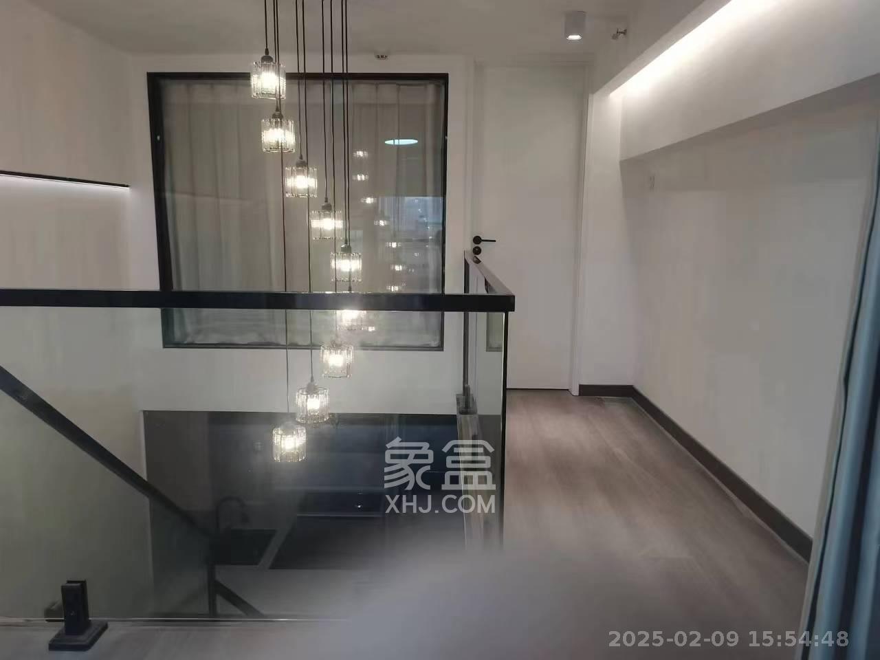 金茂建发泊悦  2室2厅1卫   2300.00元/月室内图