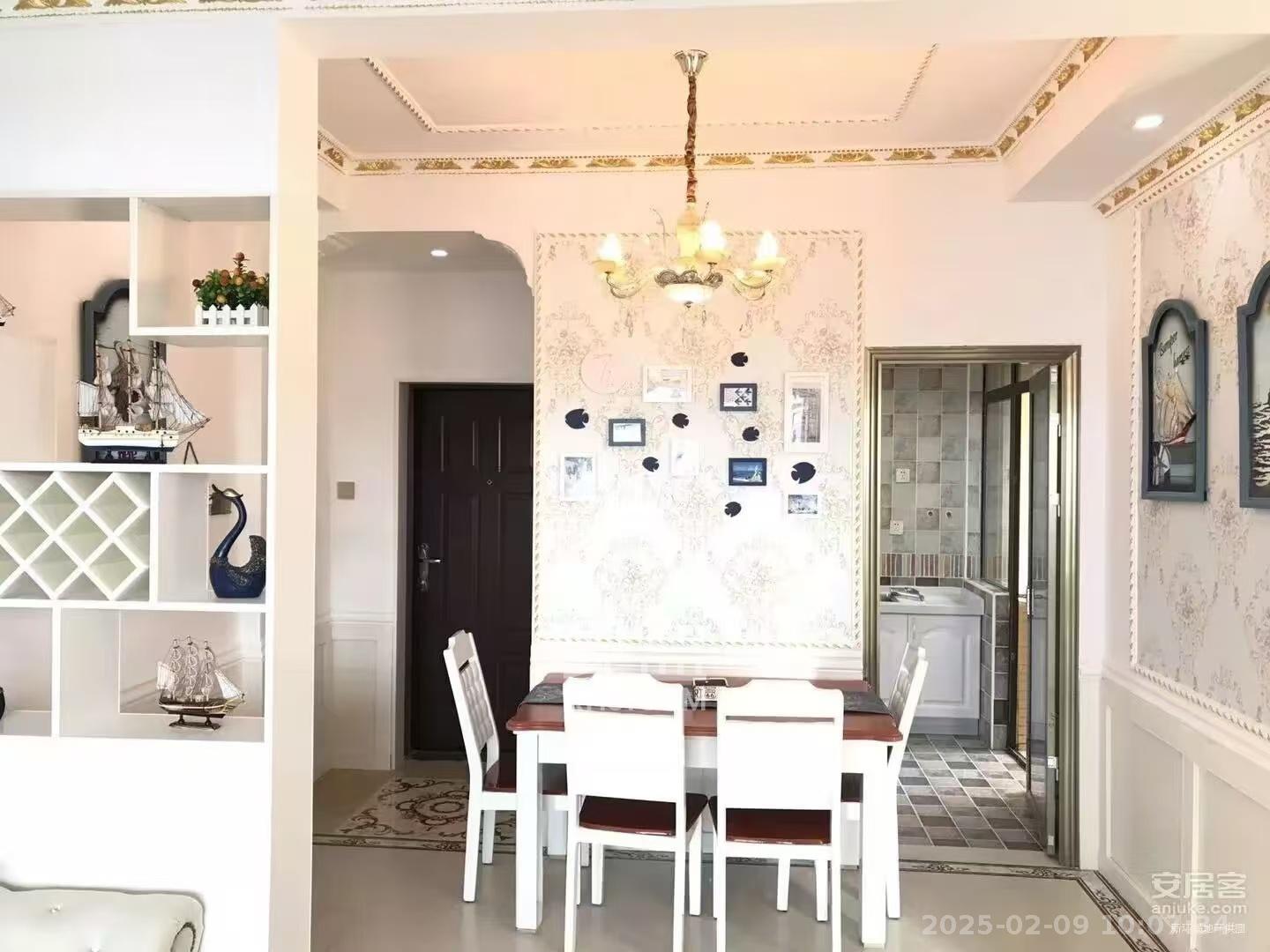 康斯丹郡(融程领秀佳园)  3室2厅1卫    2500.0元/月 康斯丹郡(融程领秀佳园)  3室2厅1卫    2500.0元/月室内图