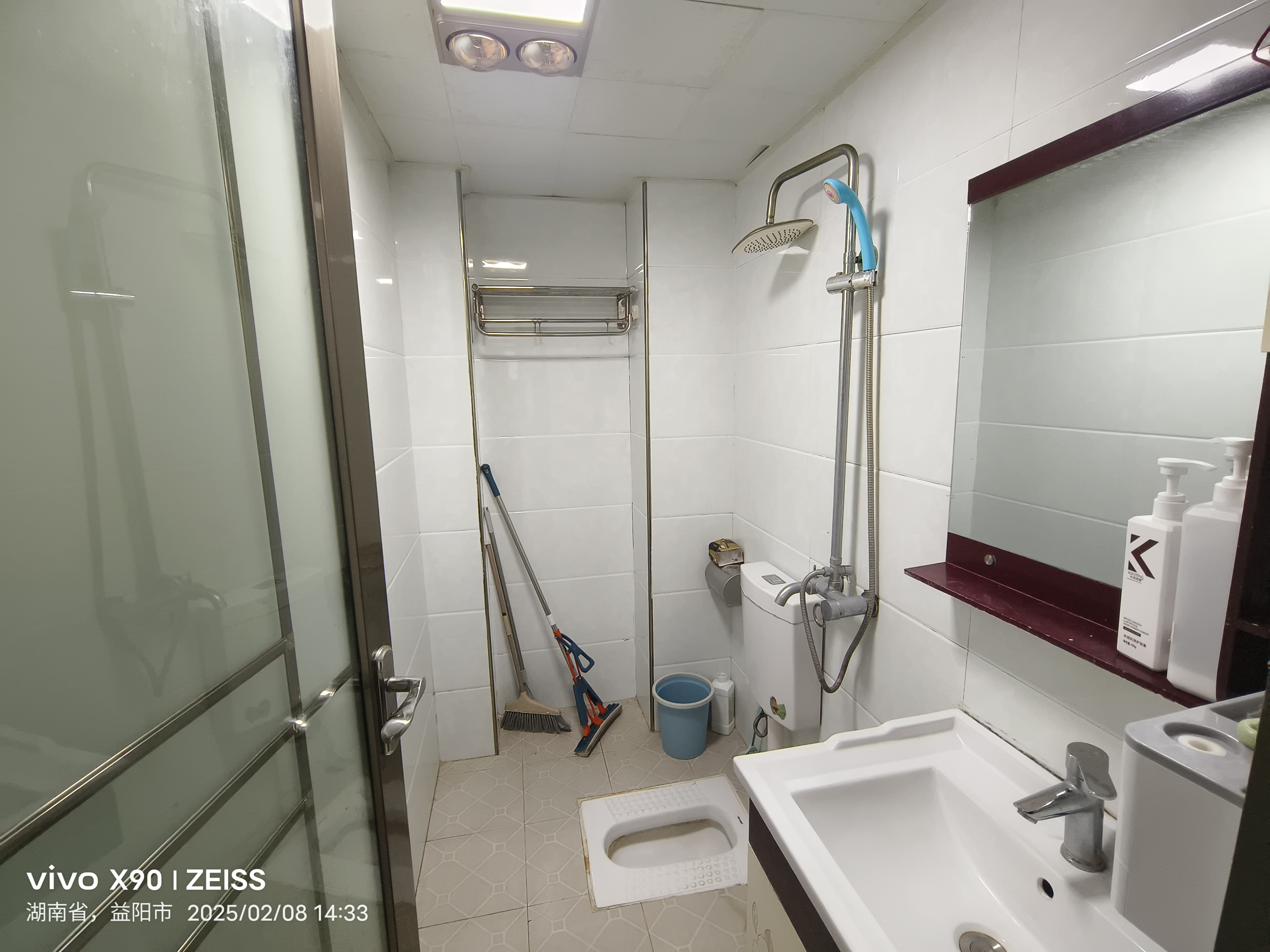 鹏利广场 1室1厅1卫 1000.0元/月 鹏利广场 1室1厅1卫 1000.0元/月室内图