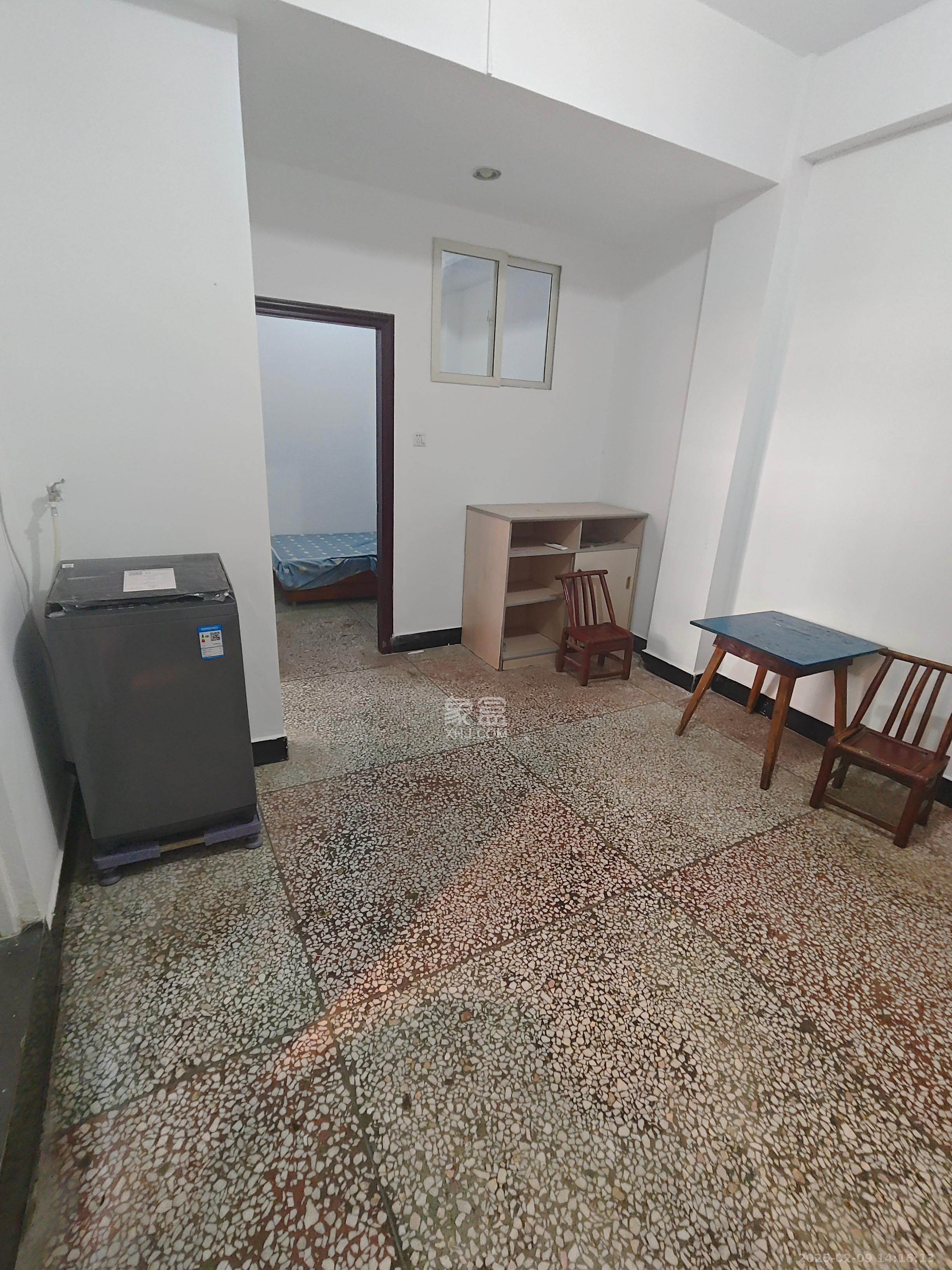 金鹰机电大市场 2室1厅1卫 920.0元/月 金鹰机电大市场 2室1厅1卫 920.0元/月室内图