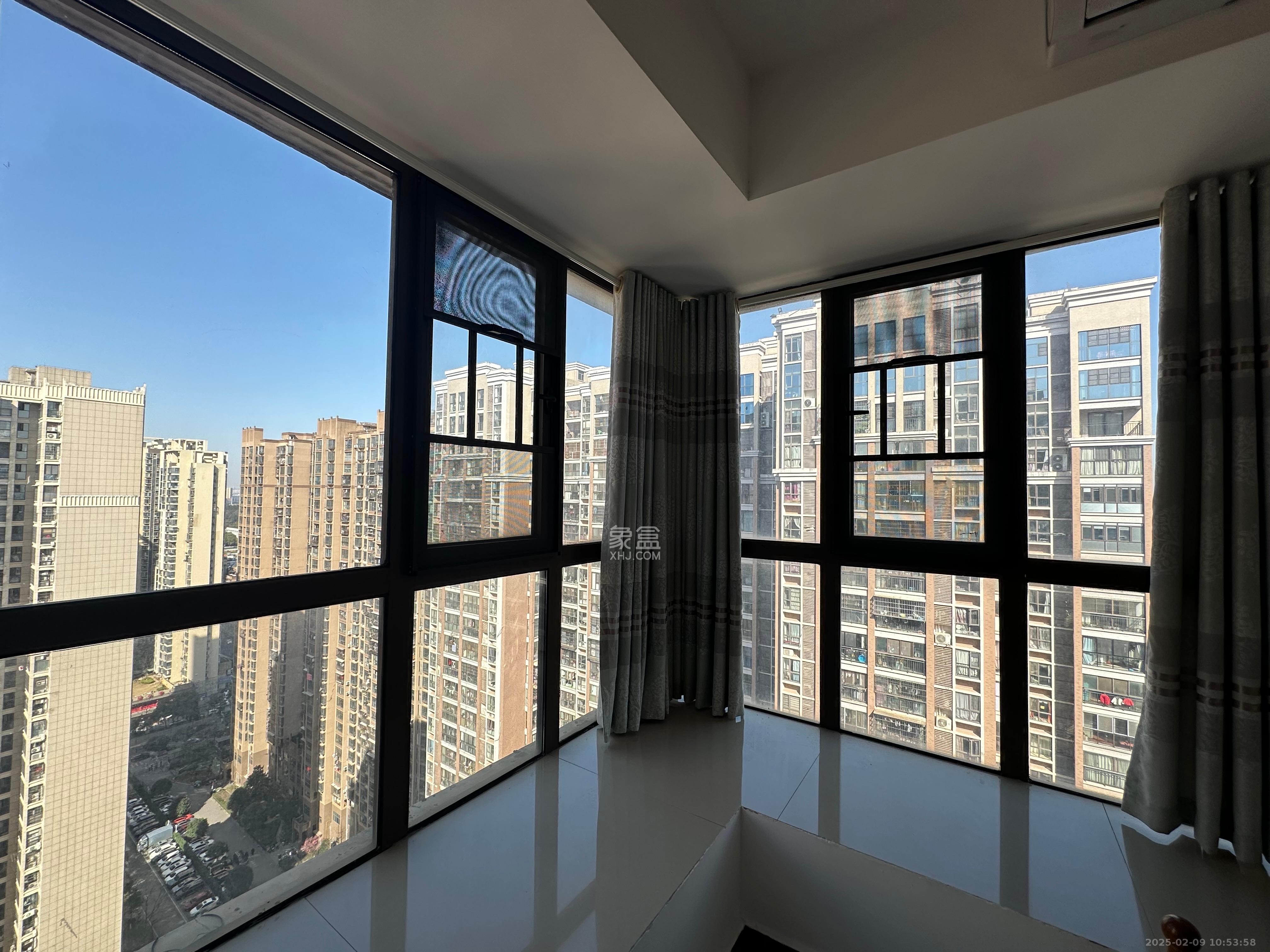 水岸世景 3室2厅1卫 1900.0元/月 水岸世景 3室2厅1卫 1900.0元/月室内图