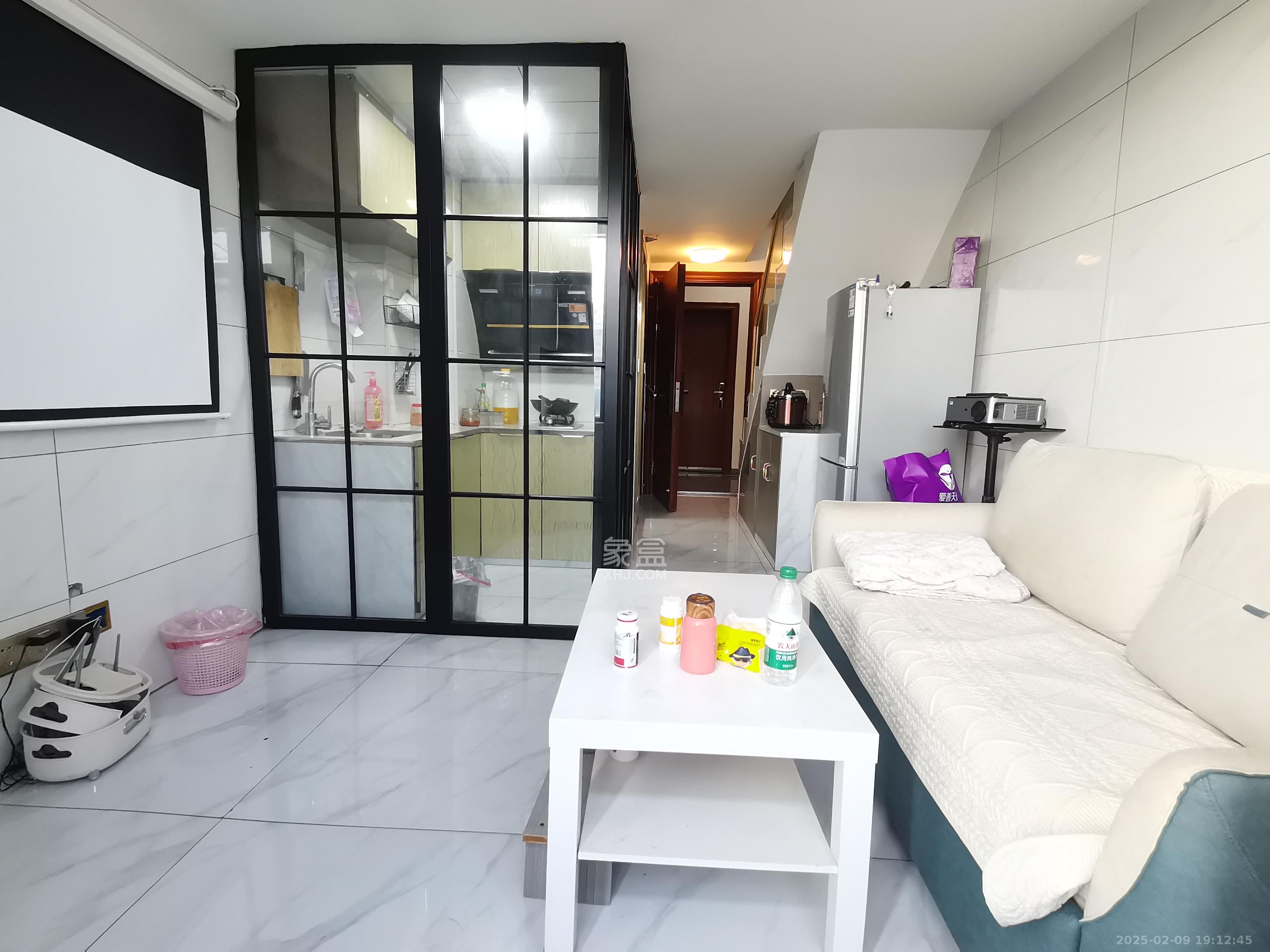 碧桂园星荟 1室0厅0卫 1400.0元/月 碧桂园星荟 1室0厅0卫 1400.0元/月室内图