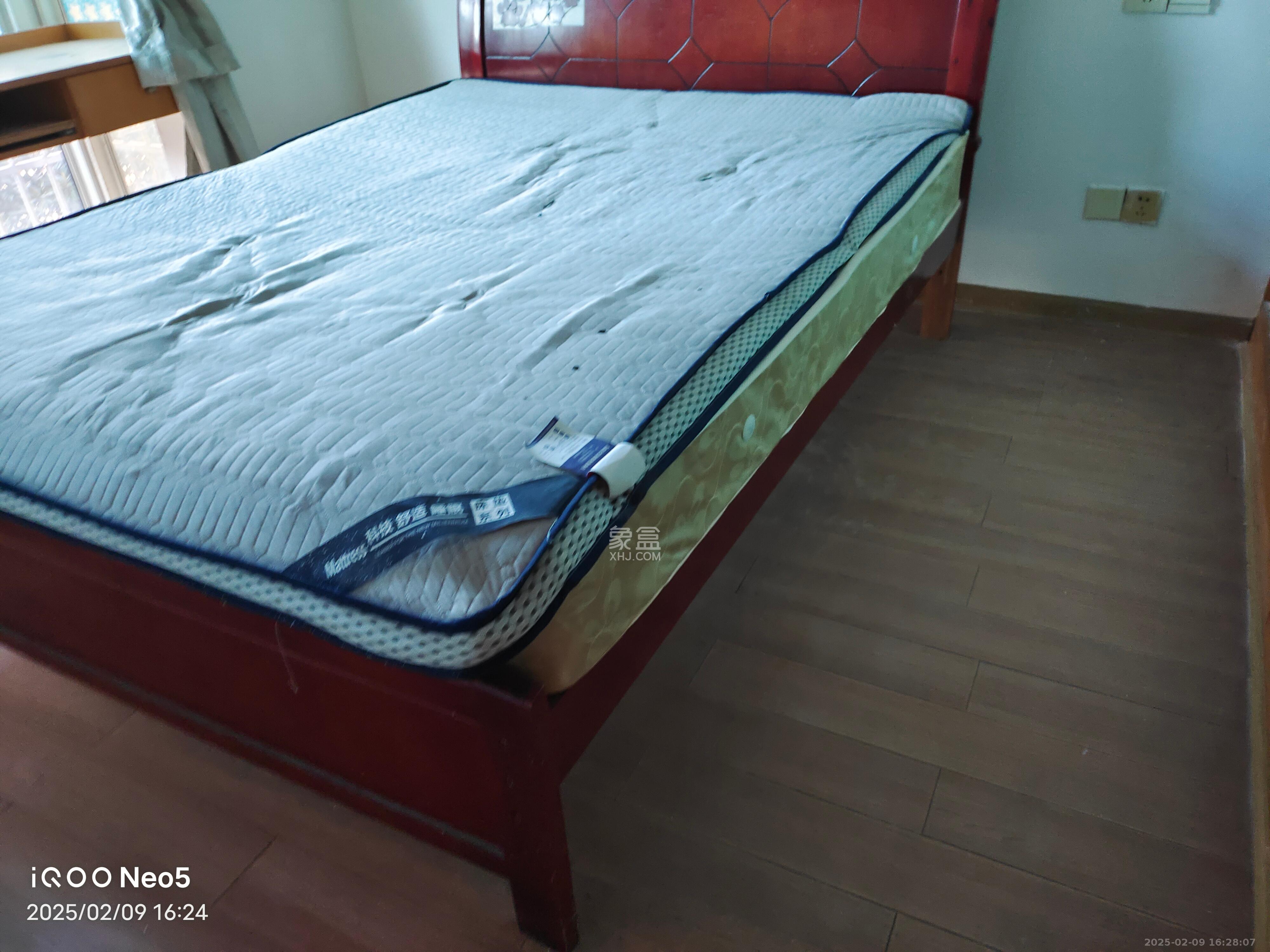 鄱阳小区 3室2厅1卫 2000.0元/月 鄱阳小区 3室2厅1卫 2000.0元/月室内图