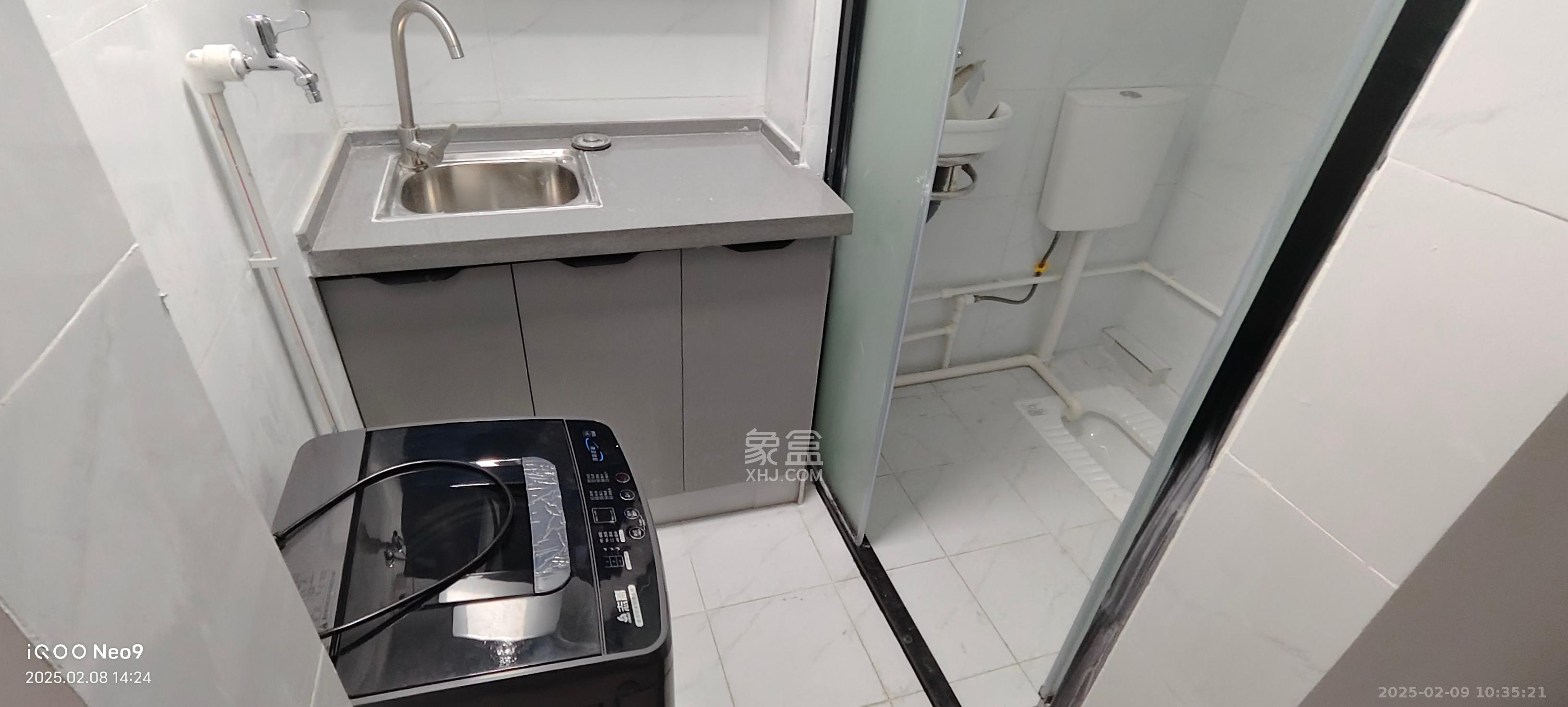 汽车西站商贸城(河西望城坡) 1室1厅1卫 1200.0元/月 汽车西站商贸城(河西望城坡) 1室1厅1卫 1200.0元/月室内图