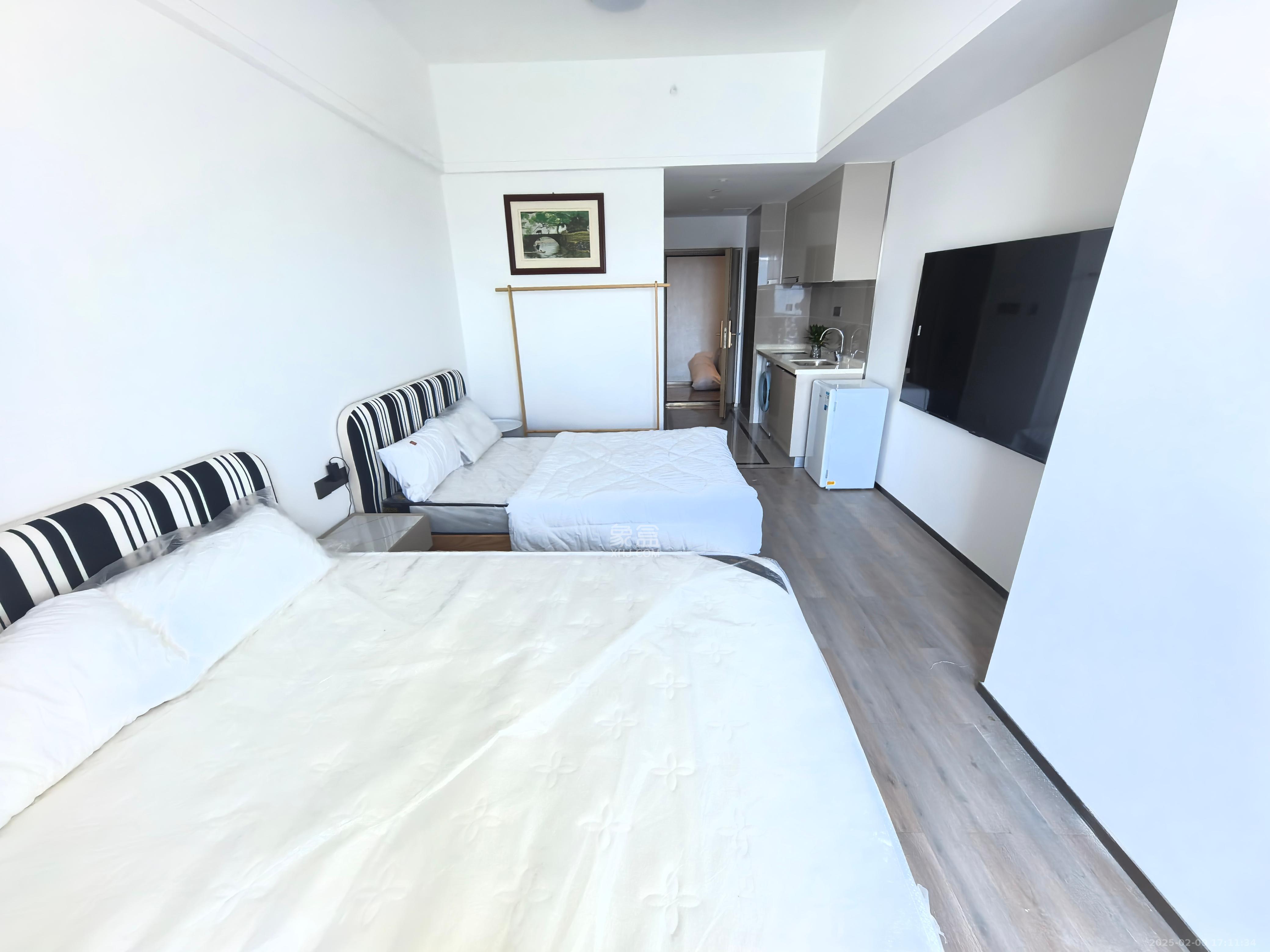 中建宝铂公馆  1室1厅1卫   2000.00元/月室内图