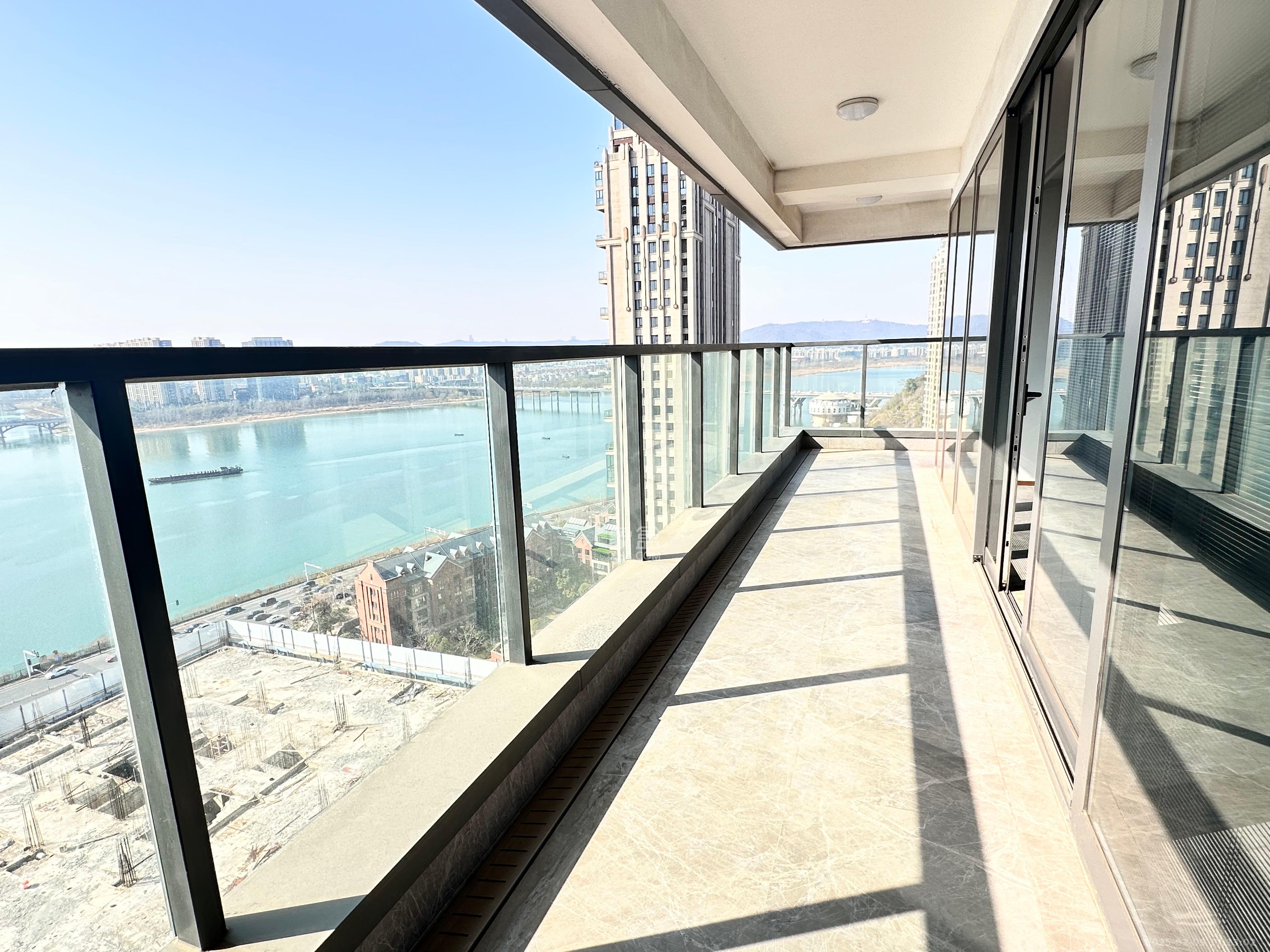 万科紫台 4室4厅3卫 17200.0元/月 万科紫台 4室4厅3卫 17200.0元/月室内图