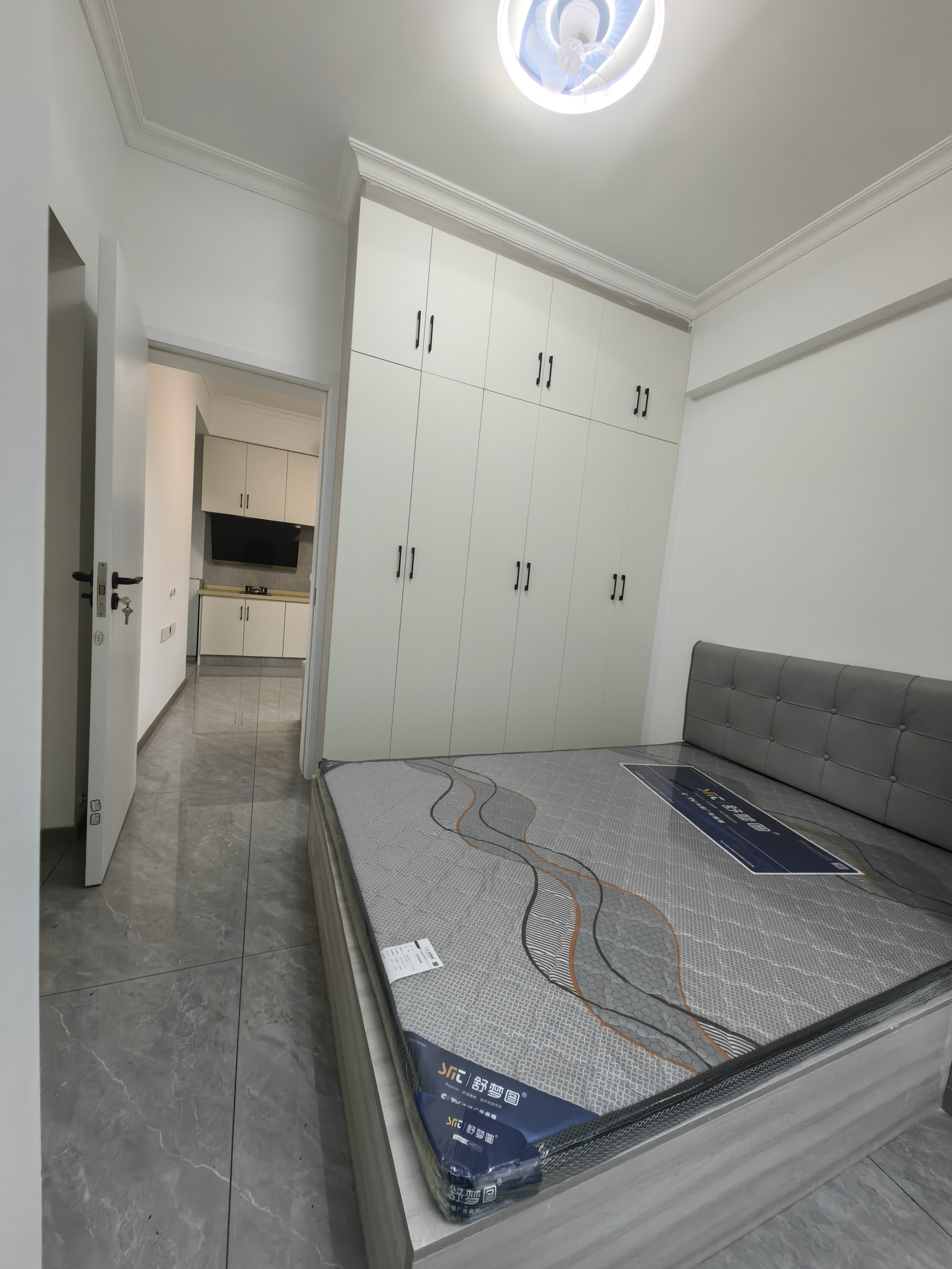 青春里 1室1厅1卫 1200.0元/月 青春里 1室1厅1卫 1200.0元/月室内图