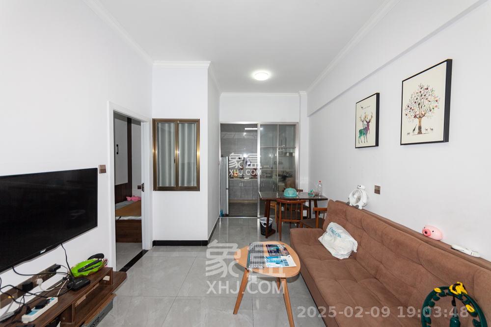 润和紫郡一期 2室2厅1卫 1600.0元/月 润和紫郡一期 2室2厅1卫 1600.0元/月室内图