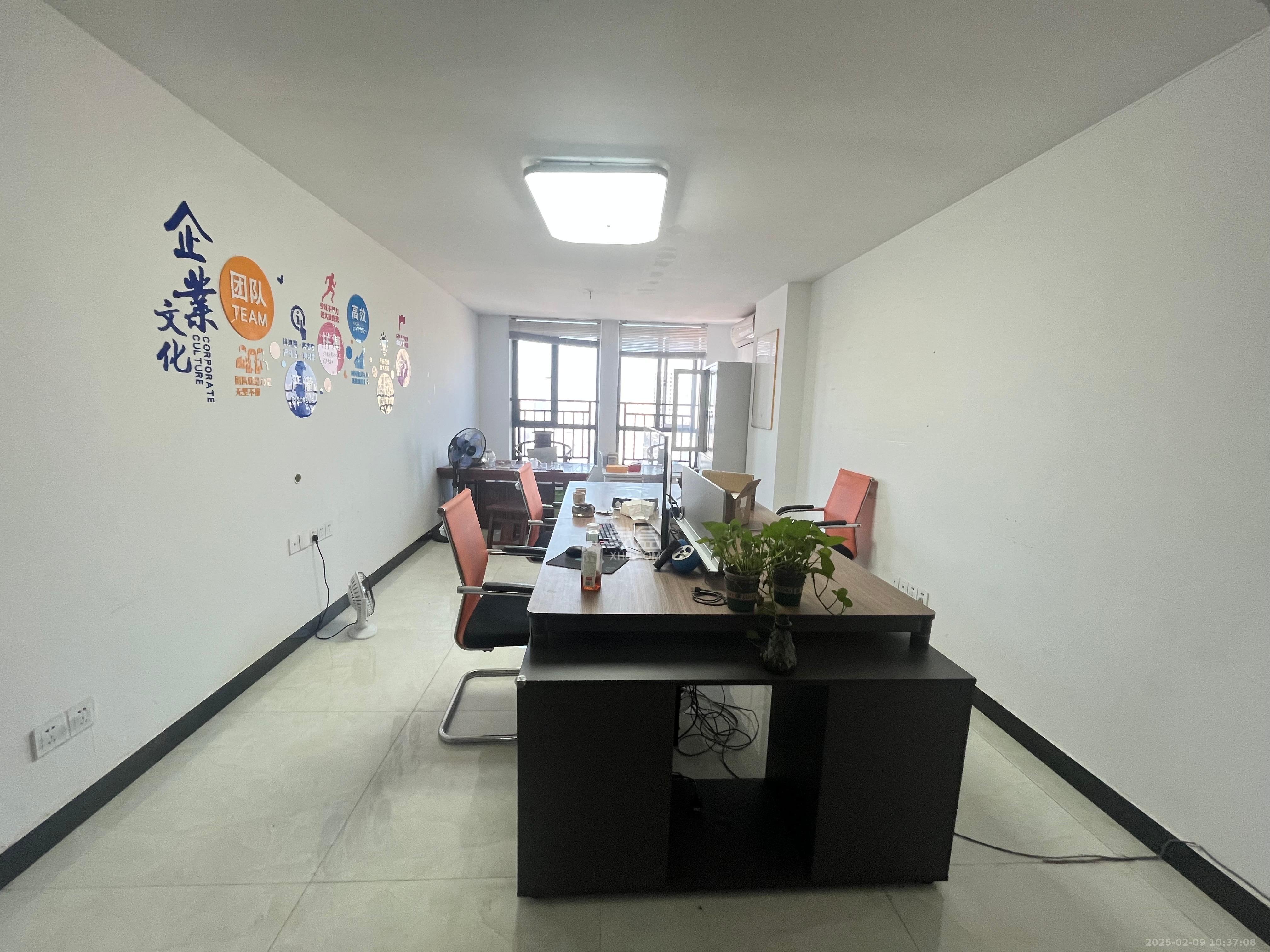 长城万富汇 2室1厅2卫 2400.0元/月 长城万富汇 2室1厅2卫 2400.0元/月室内图