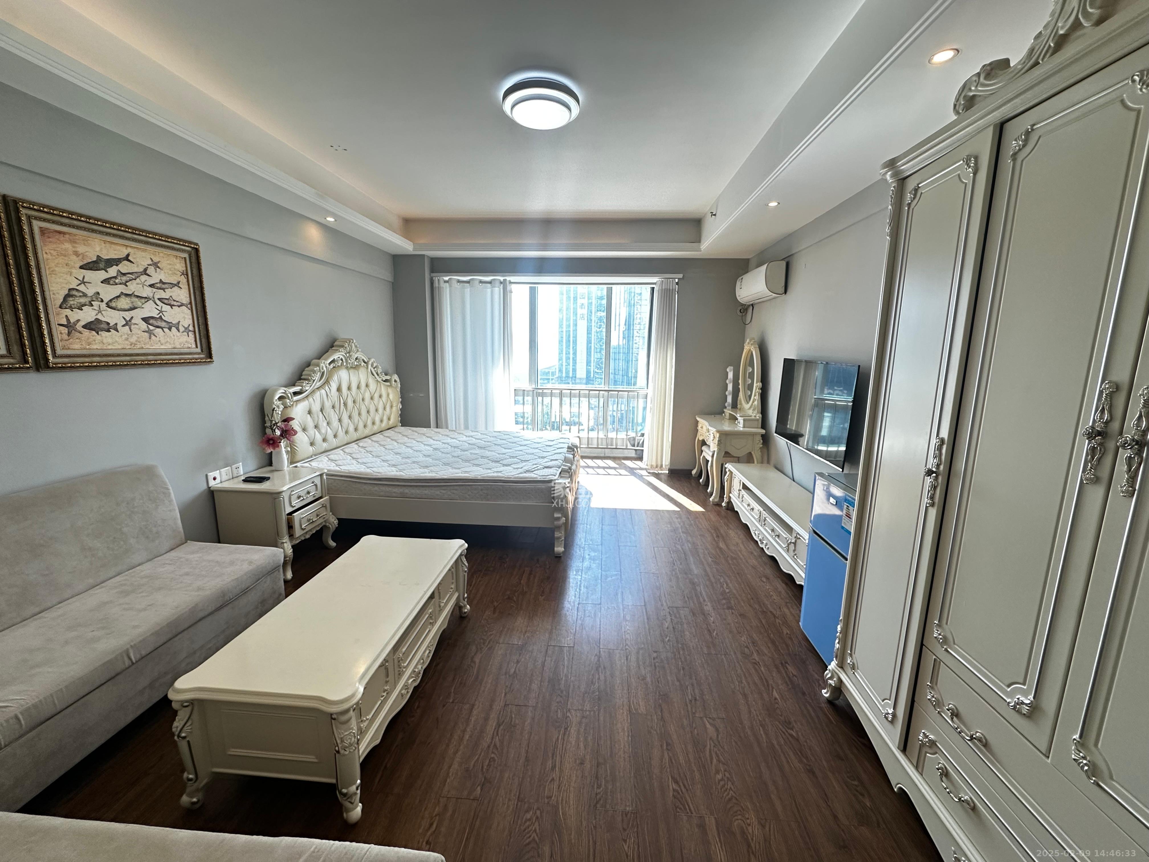 德思勤城市广场(宝格丽公寓) 1室1厅1卫 2000.0元/月 德思勤城市广场(宝格丽公寓) 1室1厅1卫 2000.0元/月室内图