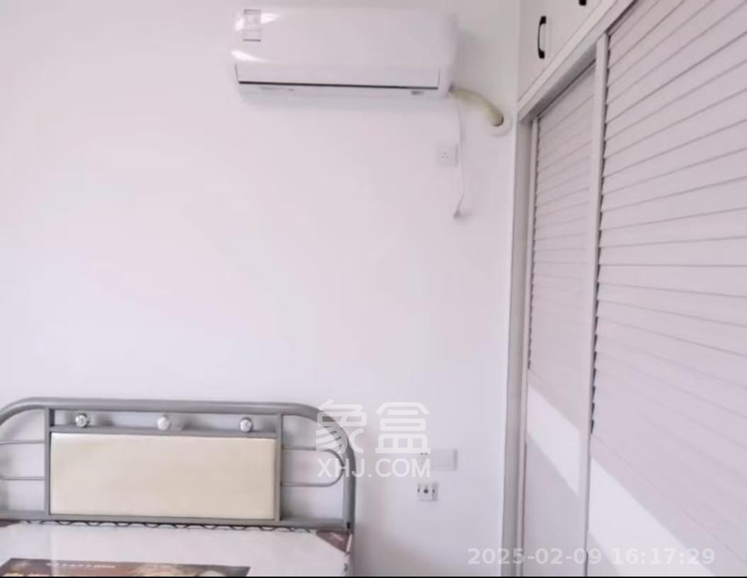 深业喜汇 3室2厅1卫 2200.0元/月 深业喜汇 3室2厅1卫 2200.0元/月室内图