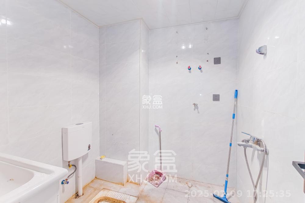 建发央玺（建发泱玺雅苑）  4室2厅2卫   6000.00元/月室内图
