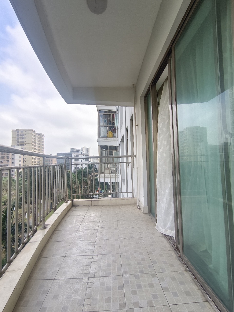 三林怡和园  1室2厅1卫    79.0万 三林怡和园  1室2厅1卫    79.0万客厅