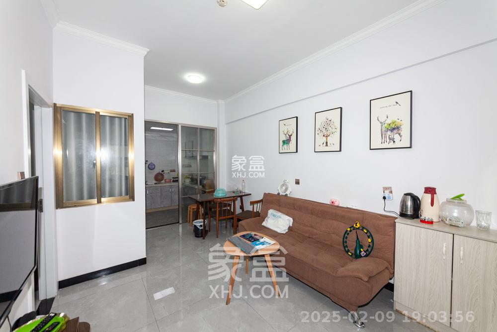 润和紫郡一期 2室2厅1卫 1600.0元/月 润和紫郡一期 2室2厅1卫 1600.0元/月室内图