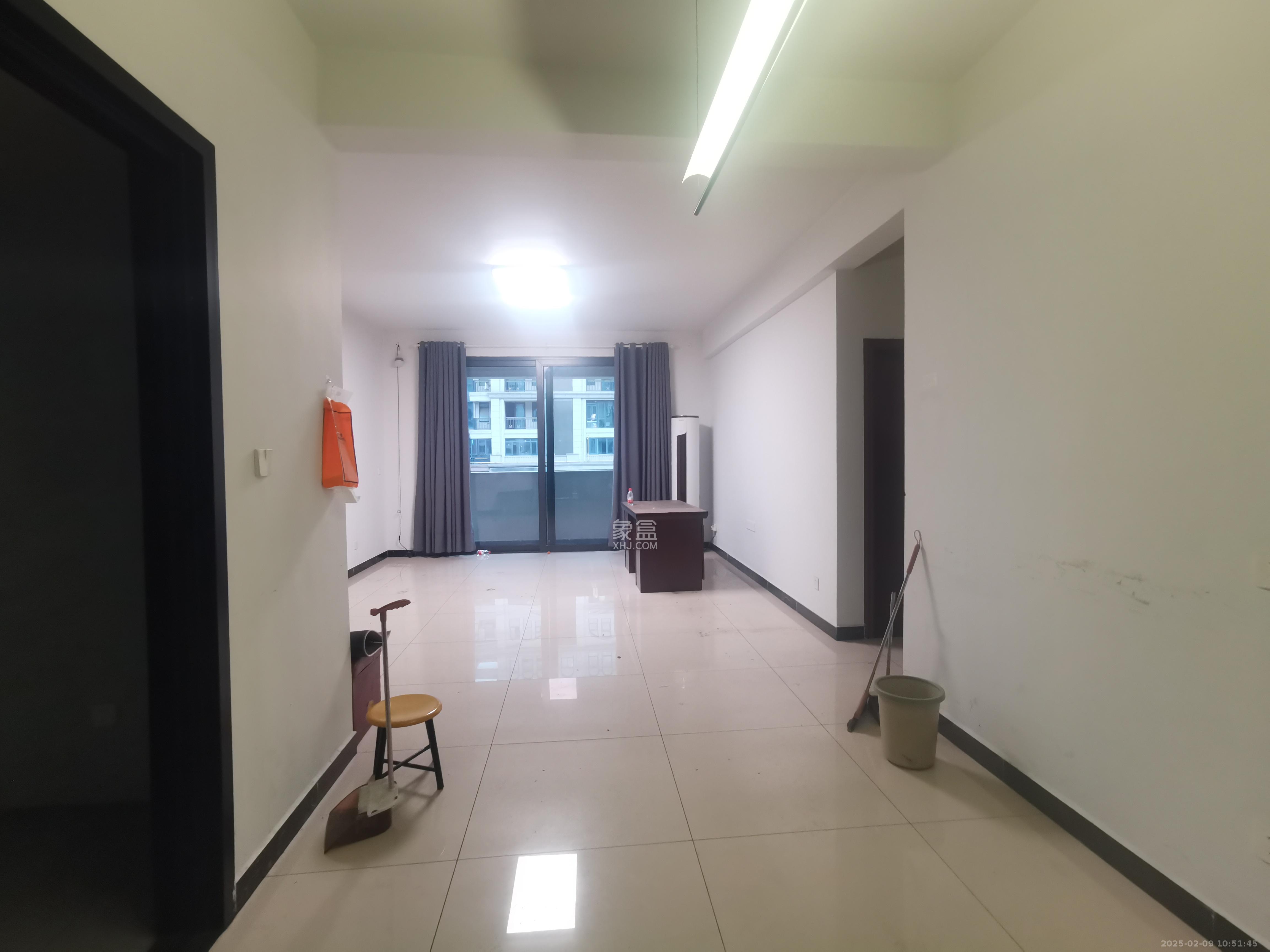 明昇壹城(明昇时代广场)一期 4室2厅2卫 4000.00元/月 明昇壹城(明昇时代广场)一期 4室2厅2卫 4000.00元/月室内图