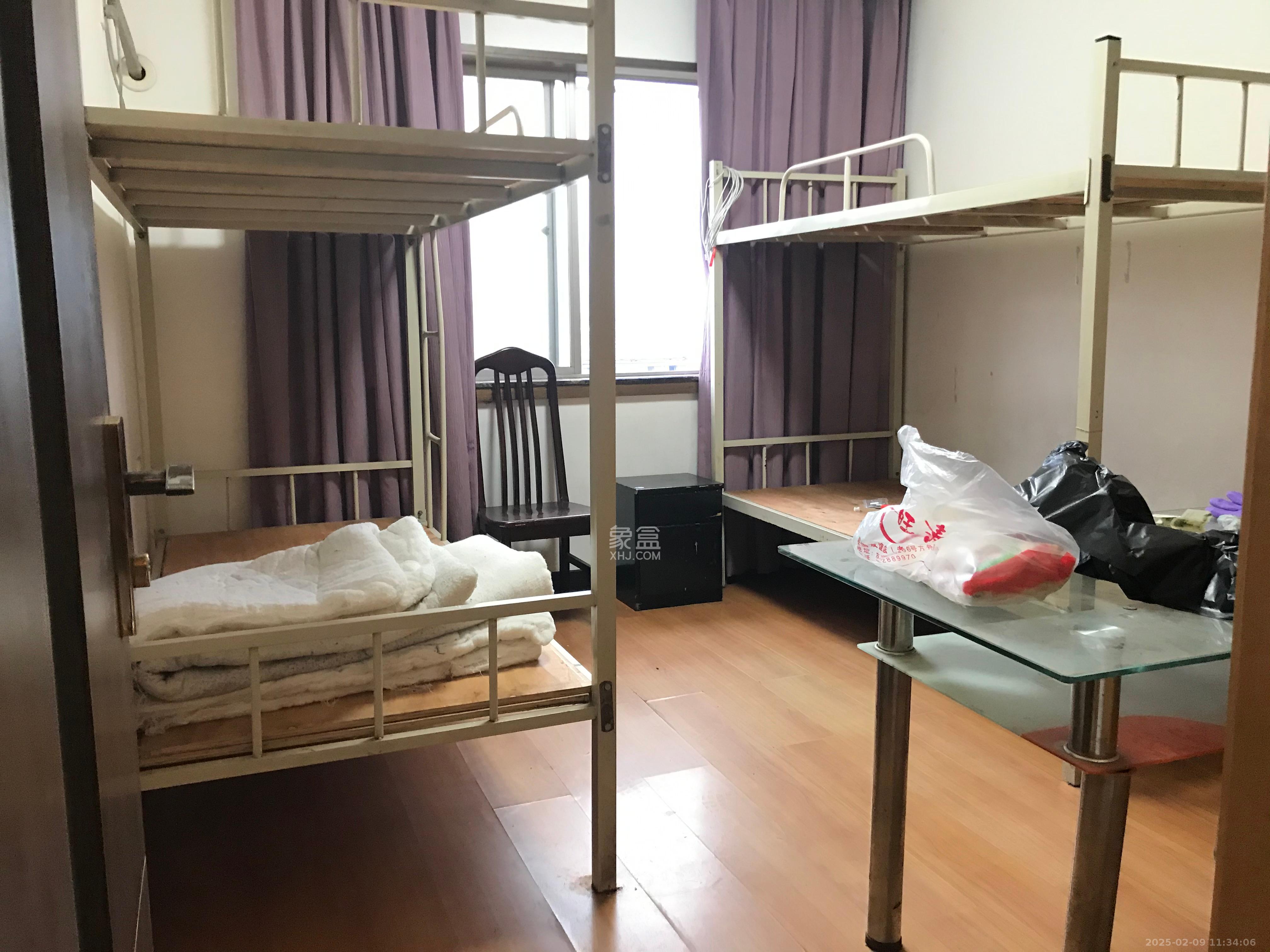 亮丽阁公寓  3室2厅1卫   1200.00元/月室内图