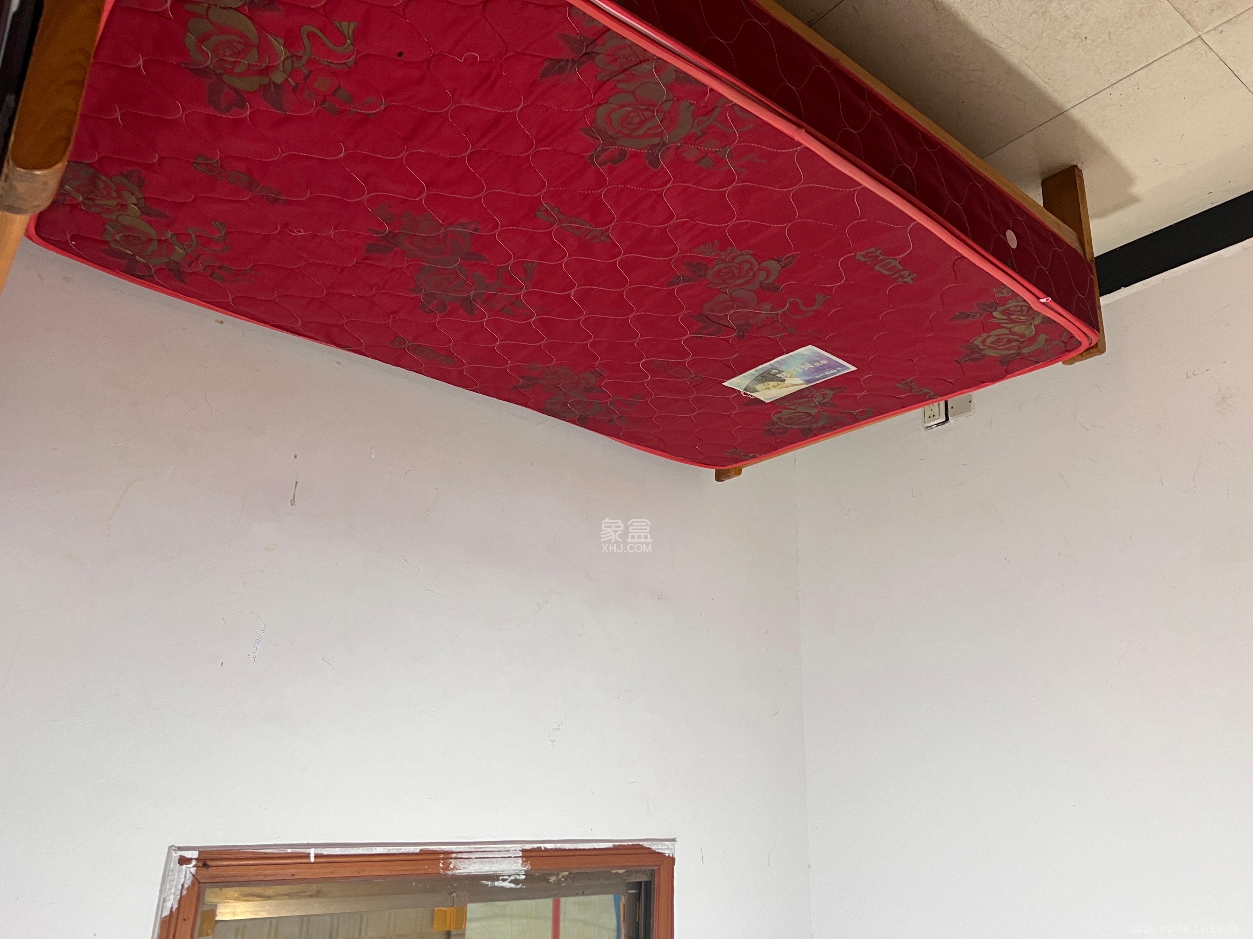 泉塘小区 3室2厅2卫 1280.0元/月 泉塘小区 3室2厅2卫 1280.0元/月室内图