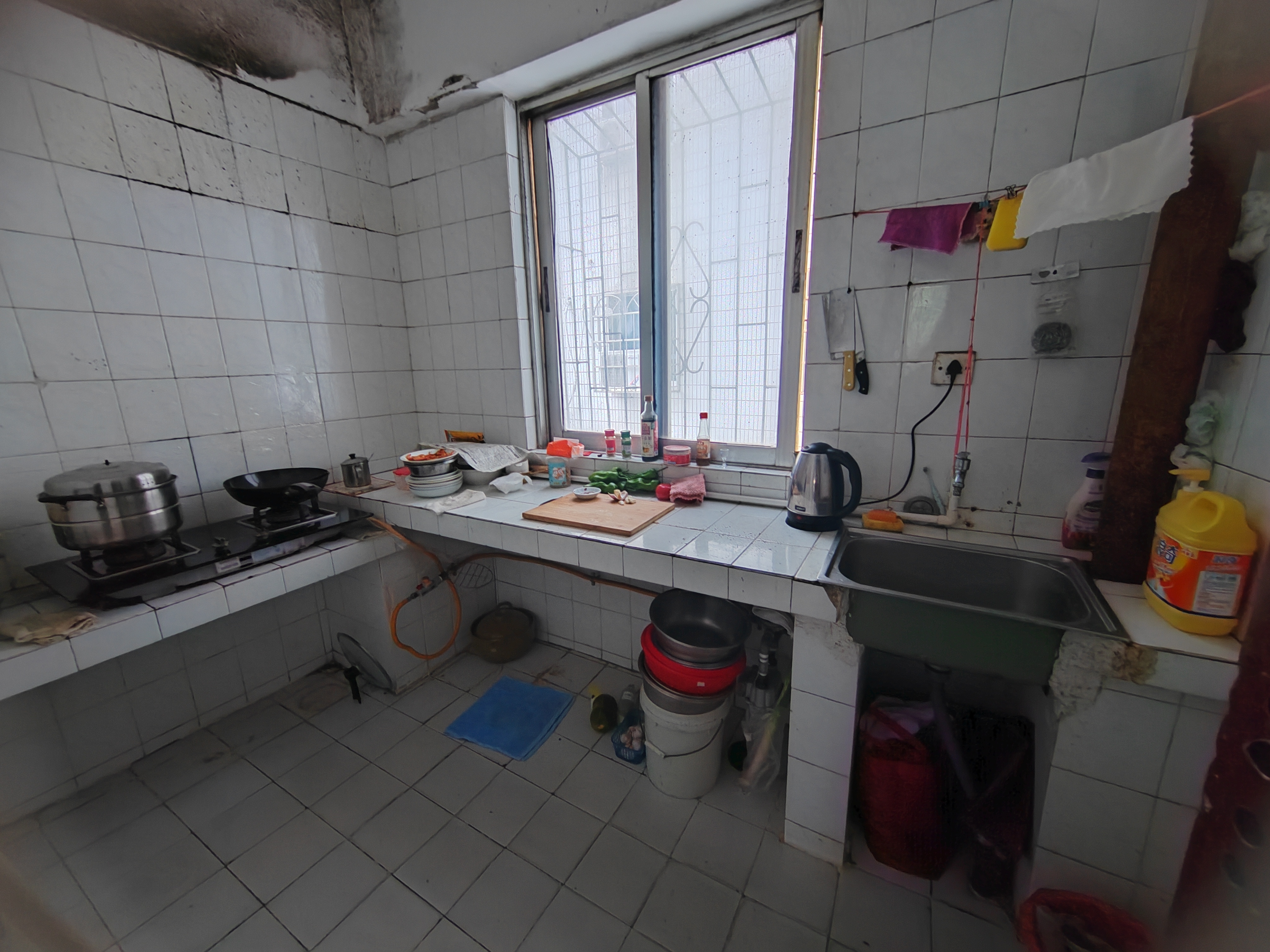 金南苑 2室2厅1卫 105.0万 金南苑 2室2厅1卫 105.0万客厅