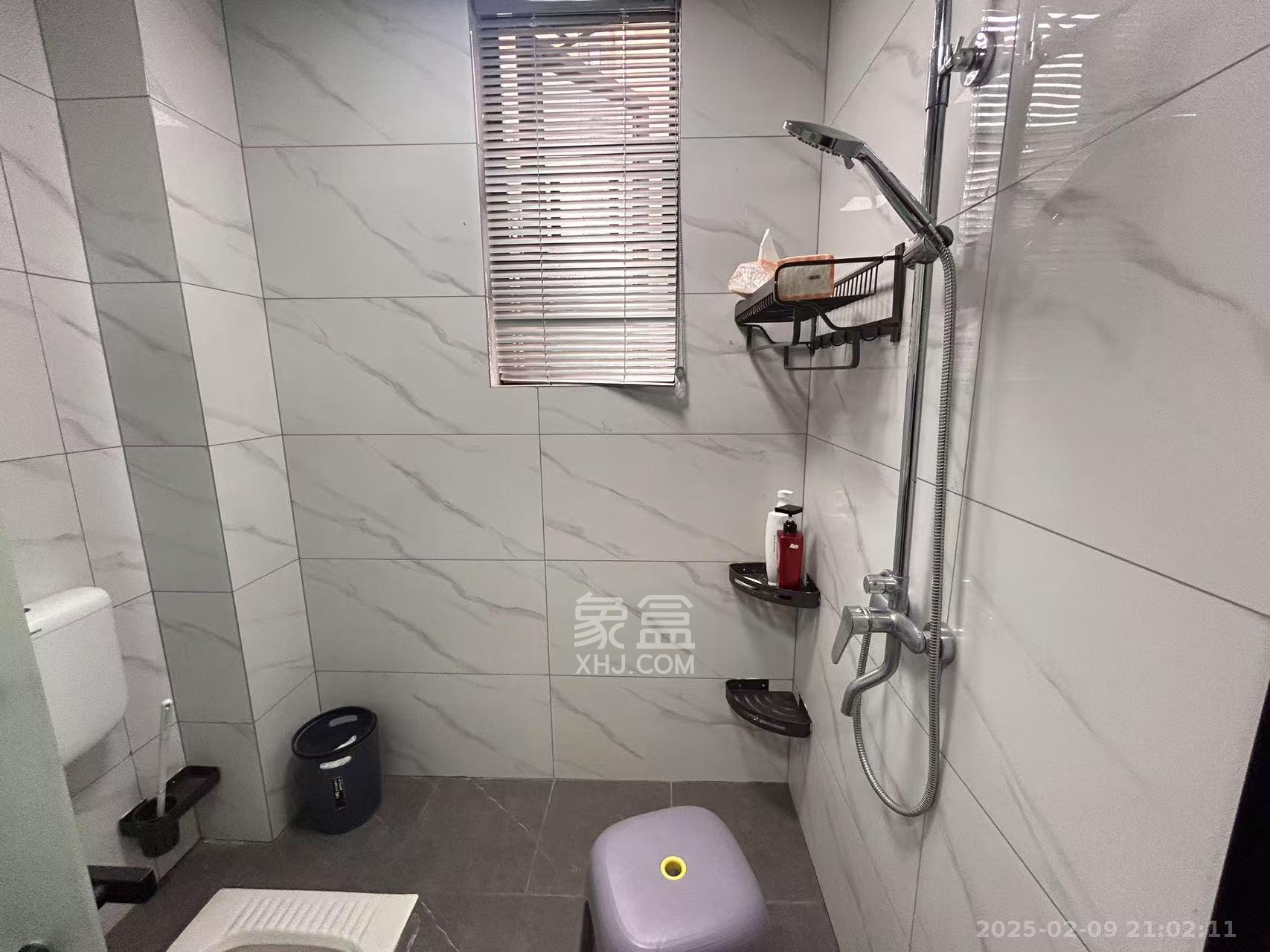 江山帝景雅墅(普罗旺斯) 4室2厅3卫 7000.0元/月 江山帝景雅墅(普罗旺斯) 4室2厅3卫 7000.0元/月室内图