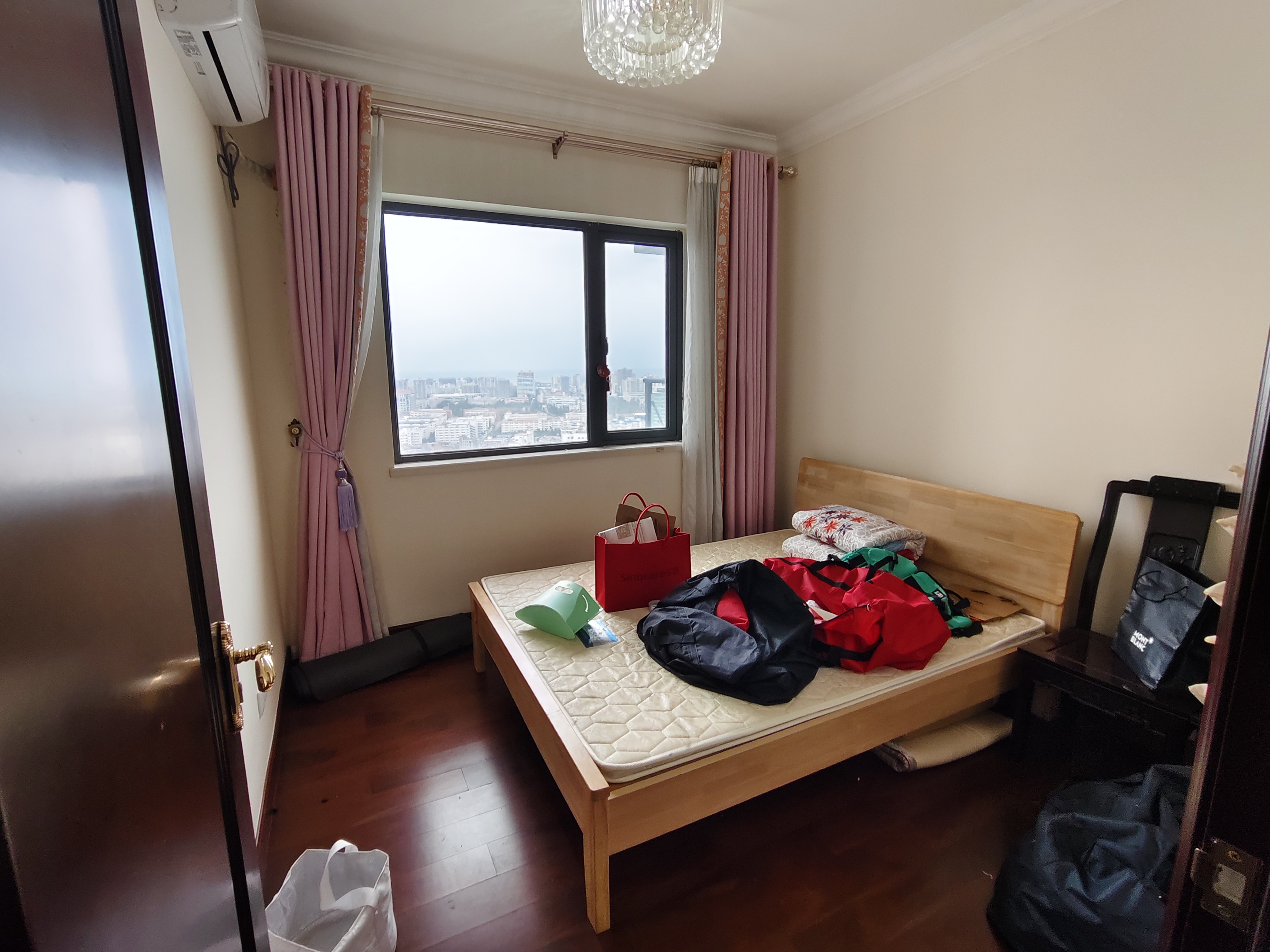 恒大外滩  3室2厅2卫    4800.0元/月 恒大外滩  3室2厅2卫    4800.0元/月室内图