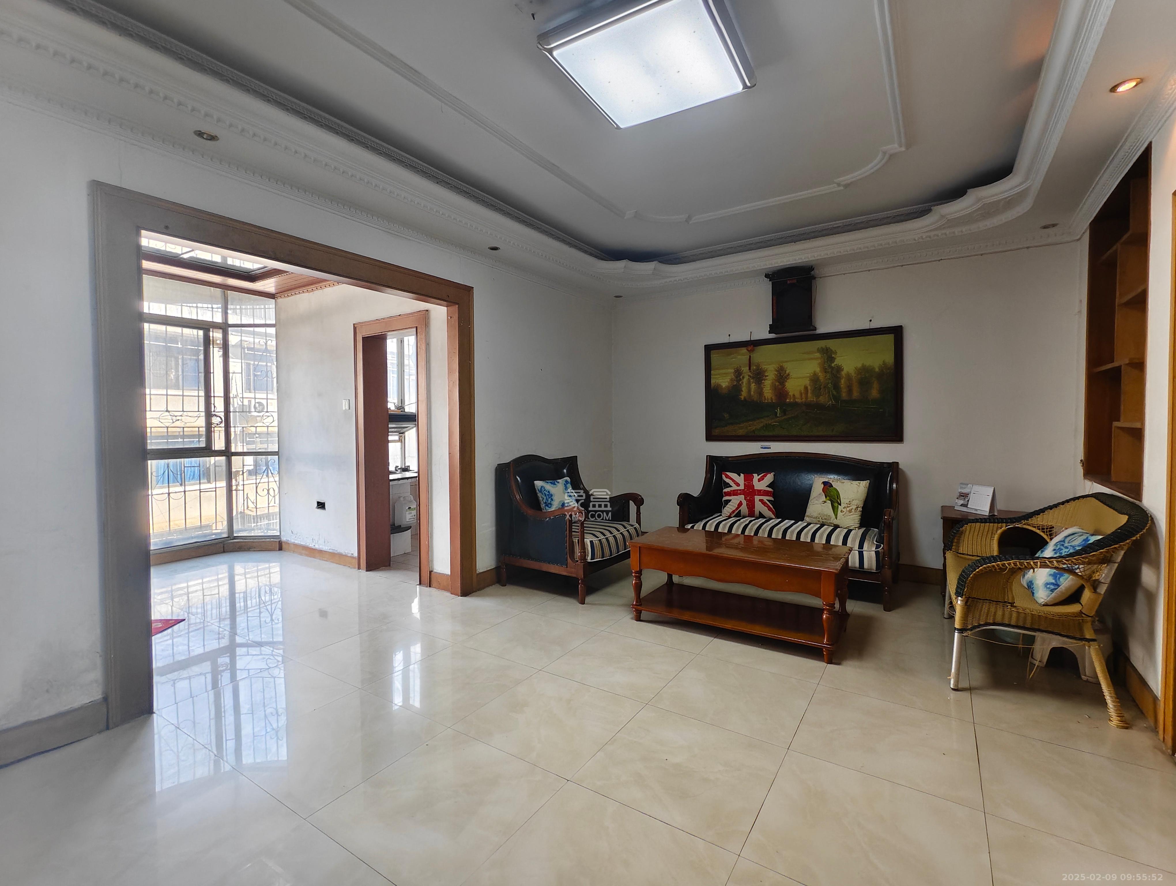 荷花园保险公司宿舍 3室2厅1卫 2000.0元/月 荷花园保险公司宿舍 3室2厅1卫 2000.0元/月室内图