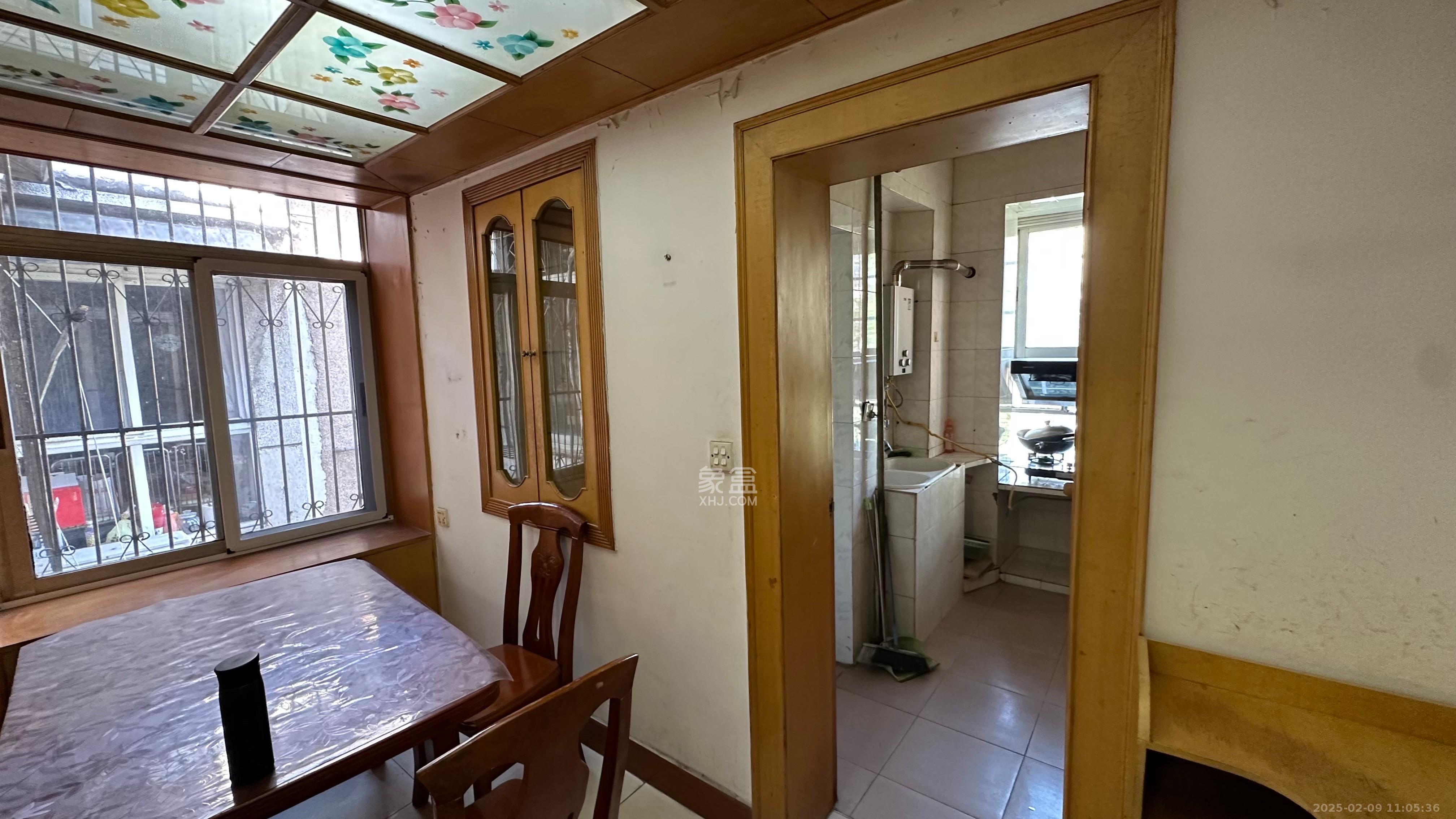 红旗区一片 2室1厅1卫 1500.0元/月 红旗区一片 2室1厅1卫 1500.0元/月室内图