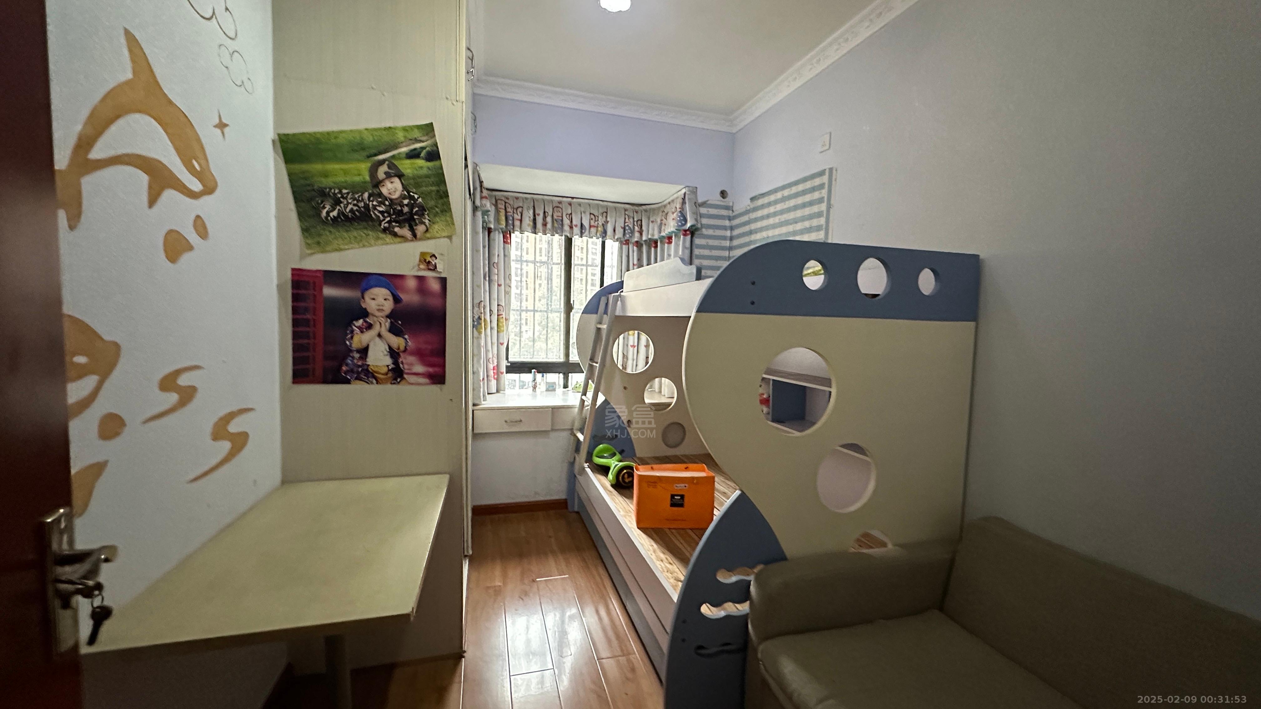 龙腾国际 3室2厅2卫 2000.0元/月 龙腾国际 3室2厅2卫 2000.0元/月室内图