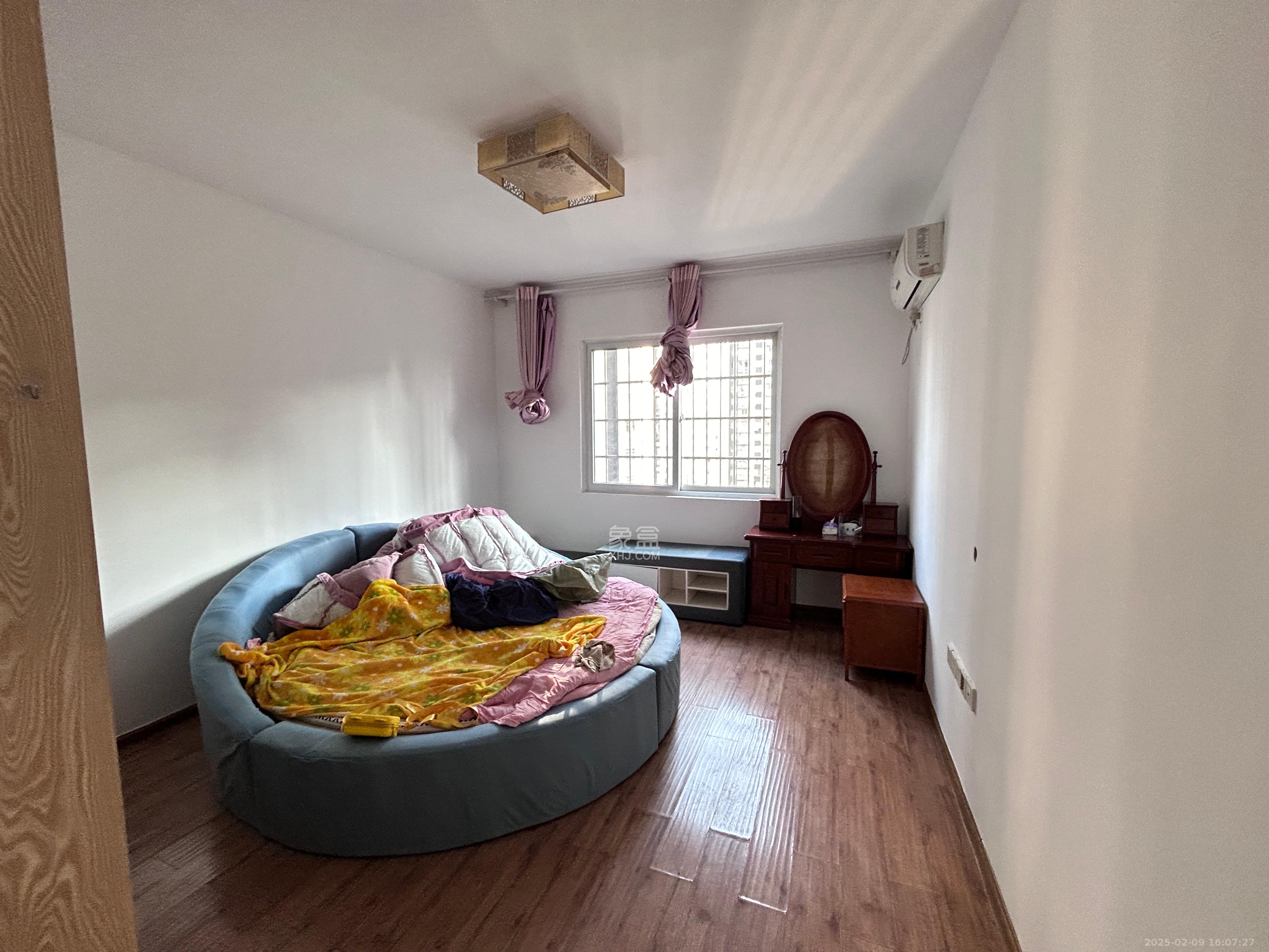 嘉宇盛世华章 4室2厅2卫 3500.0元/月 嘉宇盛世华章 4室2厅2卫 3500.0元/月室内图