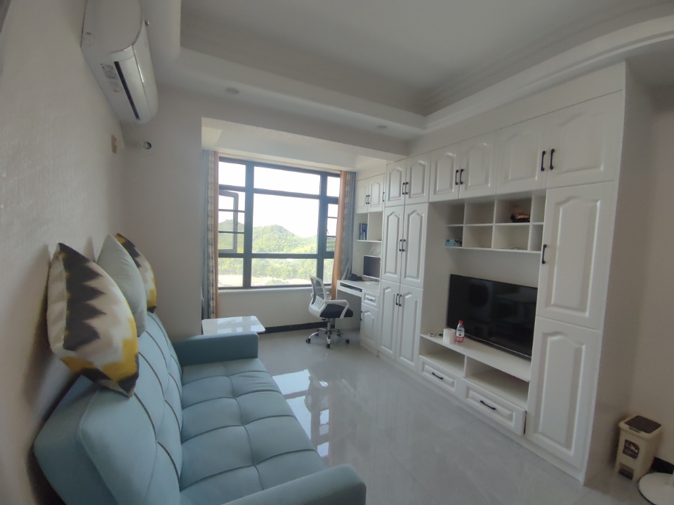 湘运大厦  1室1厅1卫    1300.0元/月 湘运大厦  1室1厅1卫    1300.0元/月室内图