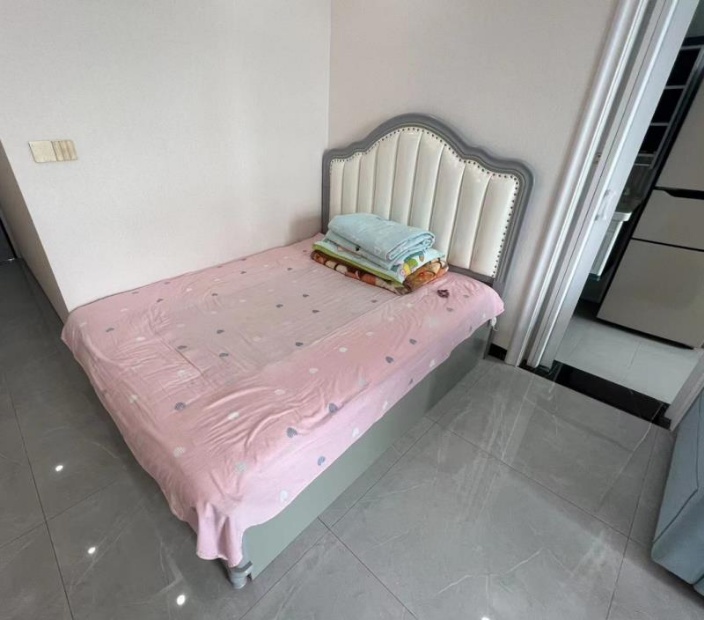 湘运大厦  1室1厅1卫    1300.0元/月 湘运大厦  1室1厅1卫    1300.0元/月室内图