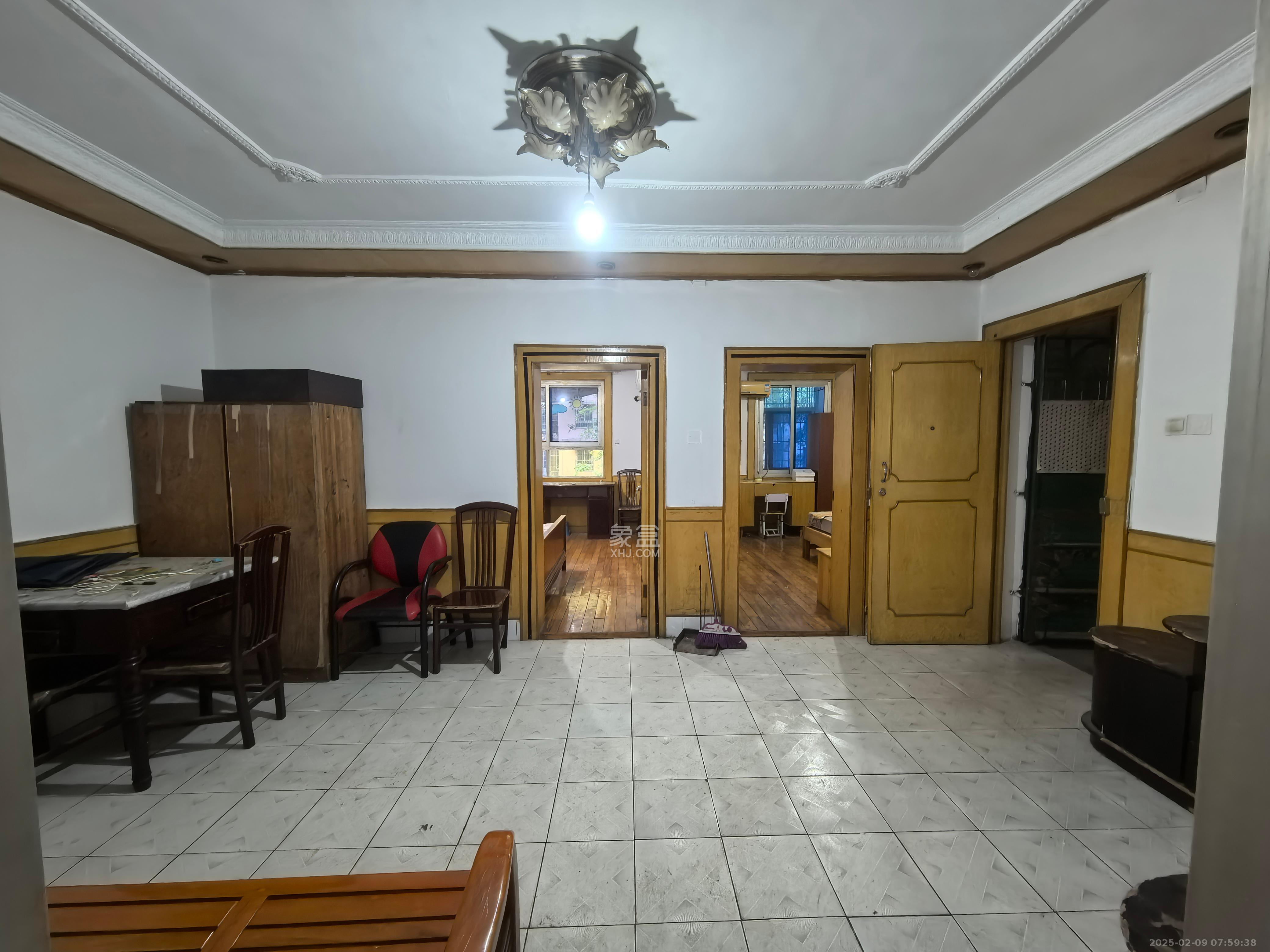 汽制宿舍 2室1厅1卫 1200.0元/月 汽制宿舍 2室1厅1卫 1200.0元/月室内图