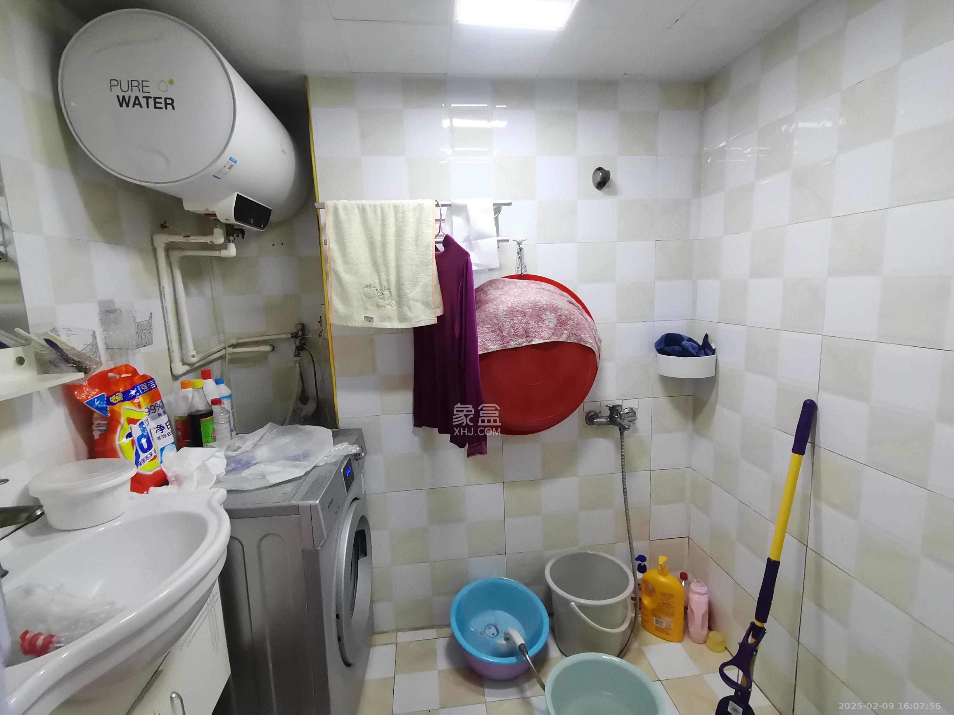 和府  1室1厅1卫    1800.0元/月 和府  1室1厅1卫    1800.0元/月室内图