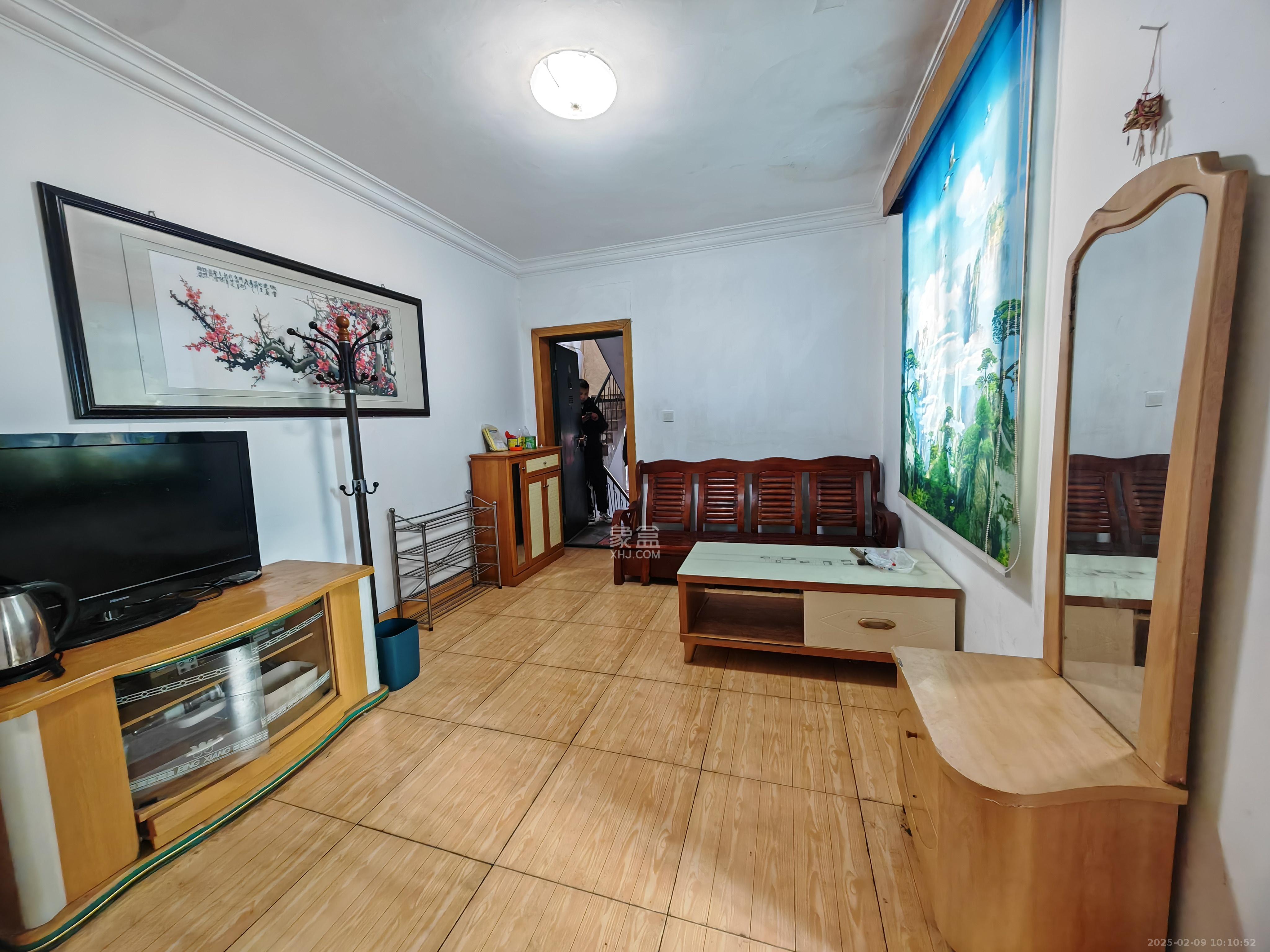 红旗区四片 2室1厅1卫 1400.0元/月 红旗区四片 2室1厅1卫 1400.0元/月室内图