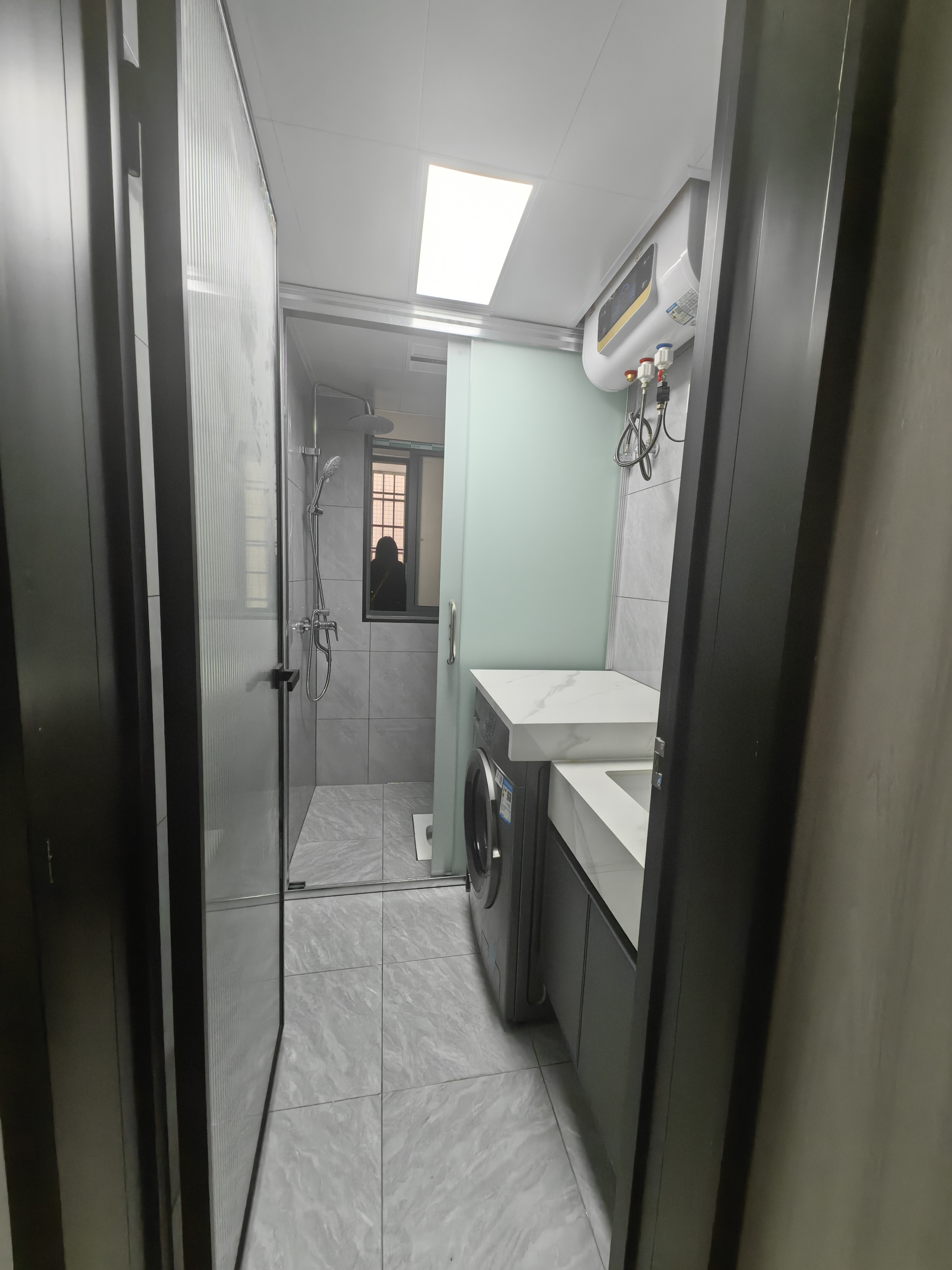 青春里 1室1厅1卫 1200.0元/月 青春里 1室1厅1卫 1200.0元/月室内图