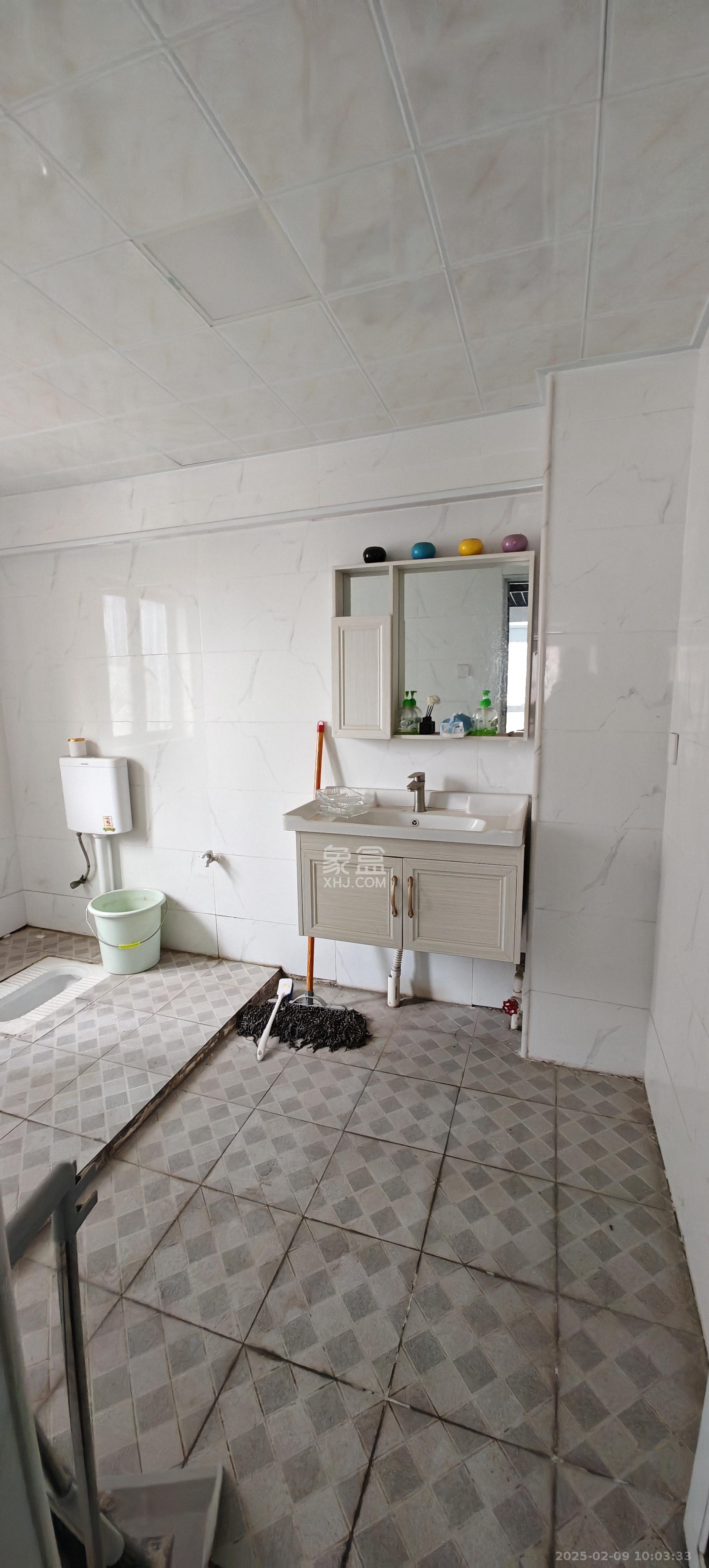 德思勤城市广场(宝格丽公寓) 1室1厅1卫 9000.0元/月 德思勤城市广场(宝格丽公寓) 1室1厅1卫 9000.0元/月室内图