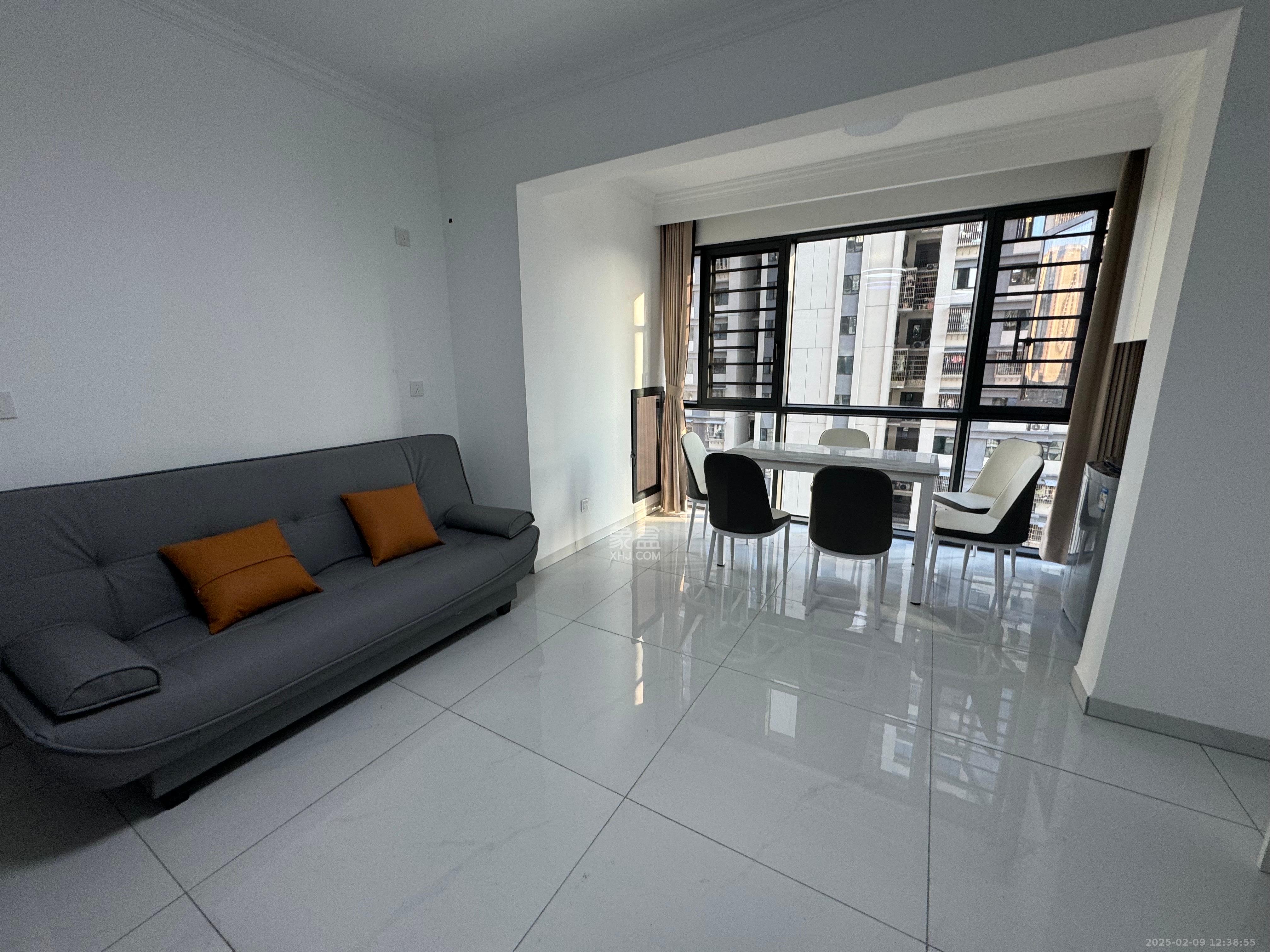 旭日嘉苑  1室1厅1卫    1800.0元/月