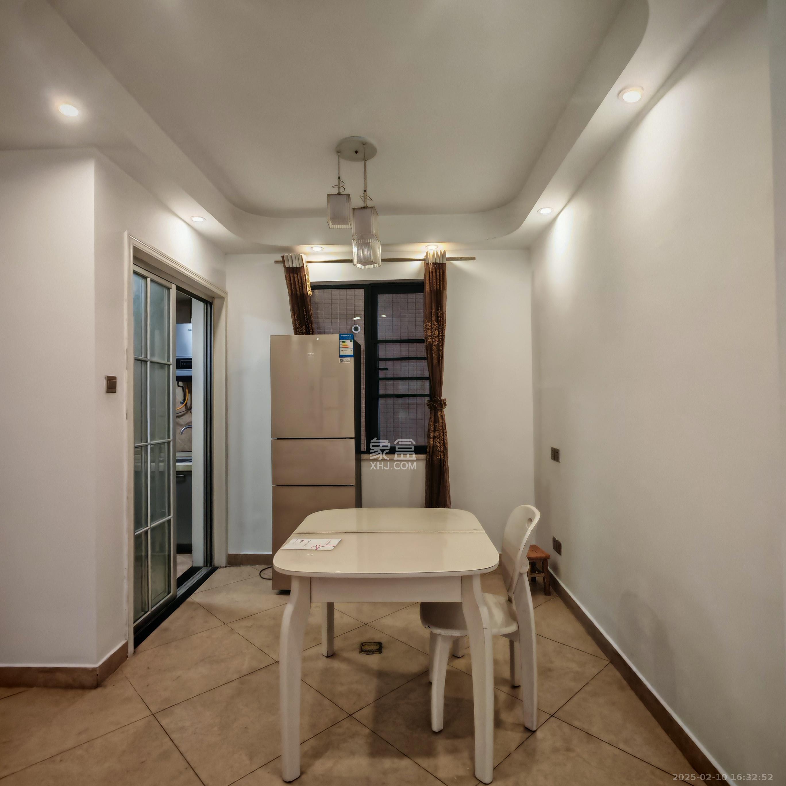 万博汇  3室2厅1卫    3800.0元/月 万博汇  3室2厅1卫    3800.0元/月室内图