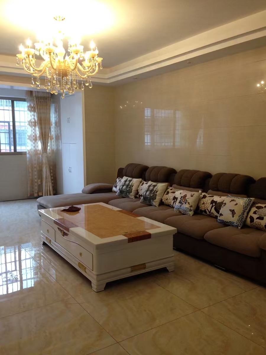 涟水新村  1室0厅0卫    49.8万客厅