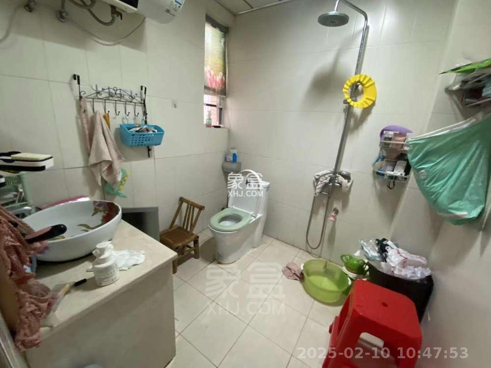 金色荷塘 3室2厅2卫 1600.0元/月 金色荷塘 3室2厅2卫 1600.0元/月室内图