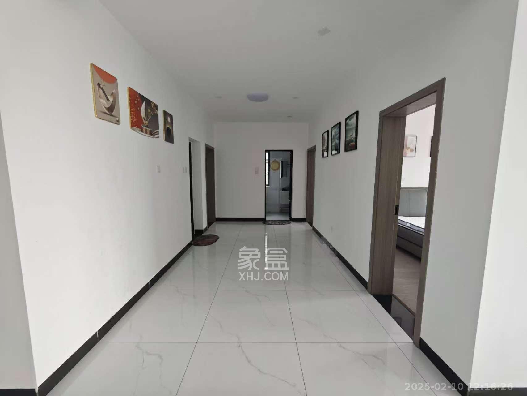 山语城一期 3室2厅2卫 3000.0元/月 山语城一期 3室2厅2卫 3000.0元/月室内图