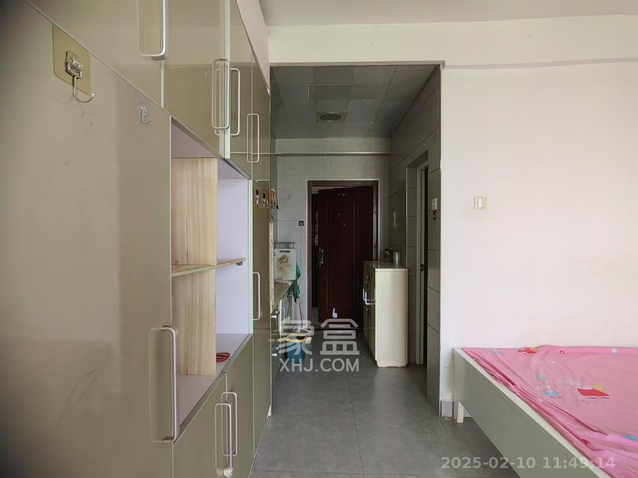 枫华府第  1室1厅1卫   1200.00元/月室内图