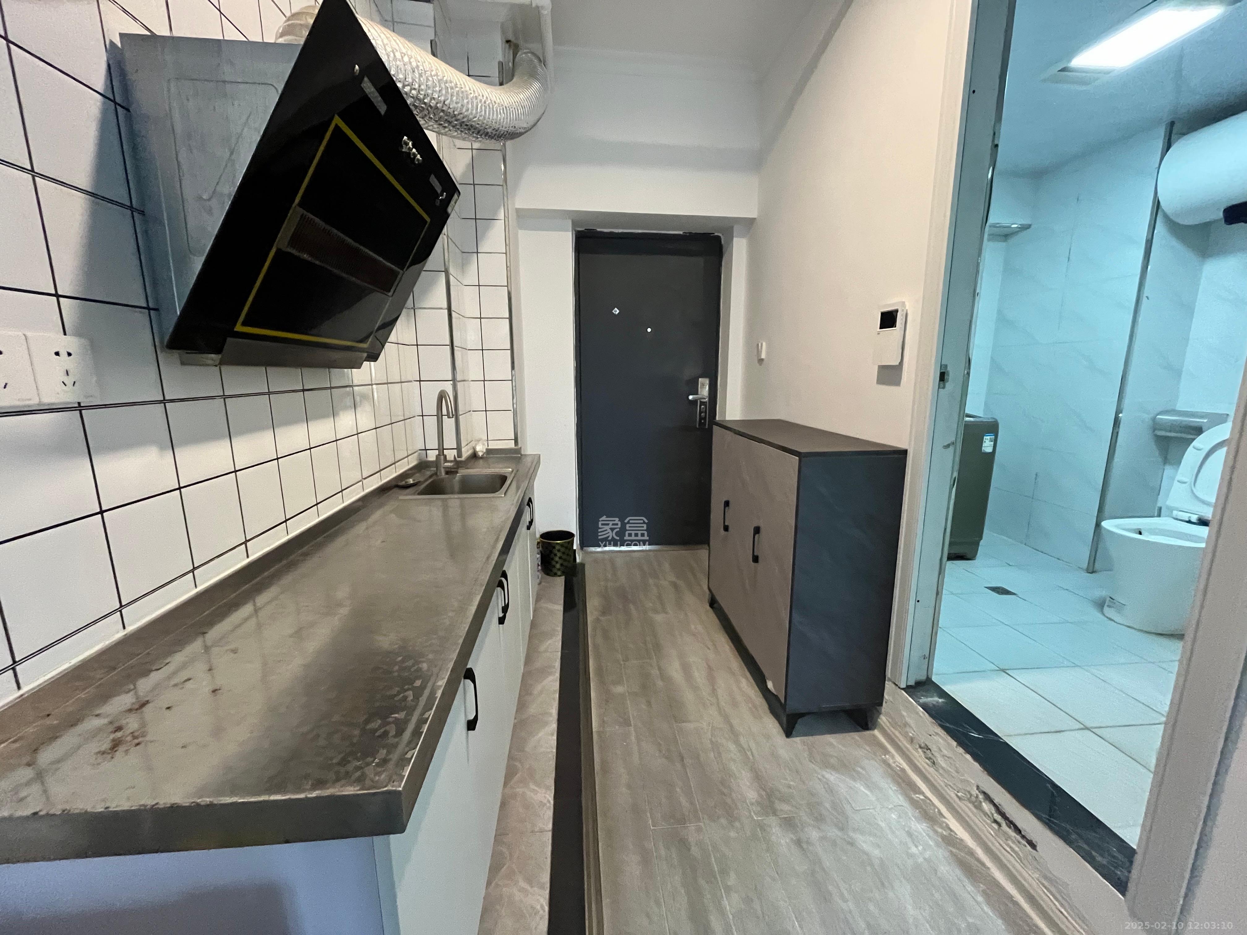 芙蓉万国城MOMA(卓越汇富苑) 1室1厅1卫 1100.0元/月 芙蓉万国城MOMA(卓越汇富苑) 1室1厅1卫 1100.0元/月室内图