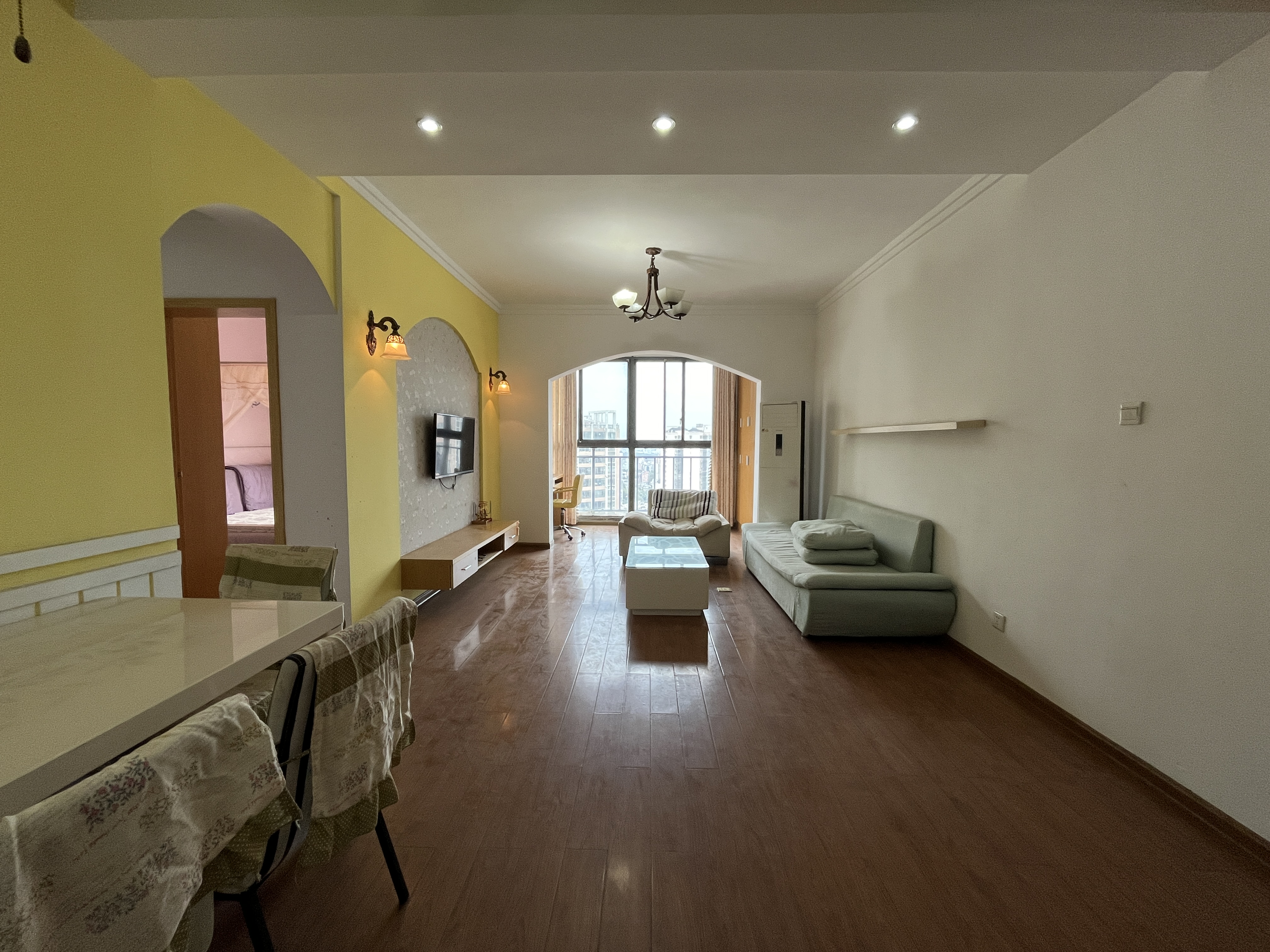 流金岁月-华晨国际 2室2厅1卫 46.0万 流金岁月-华晨国际 2室2厅1卫 46.0万室内图