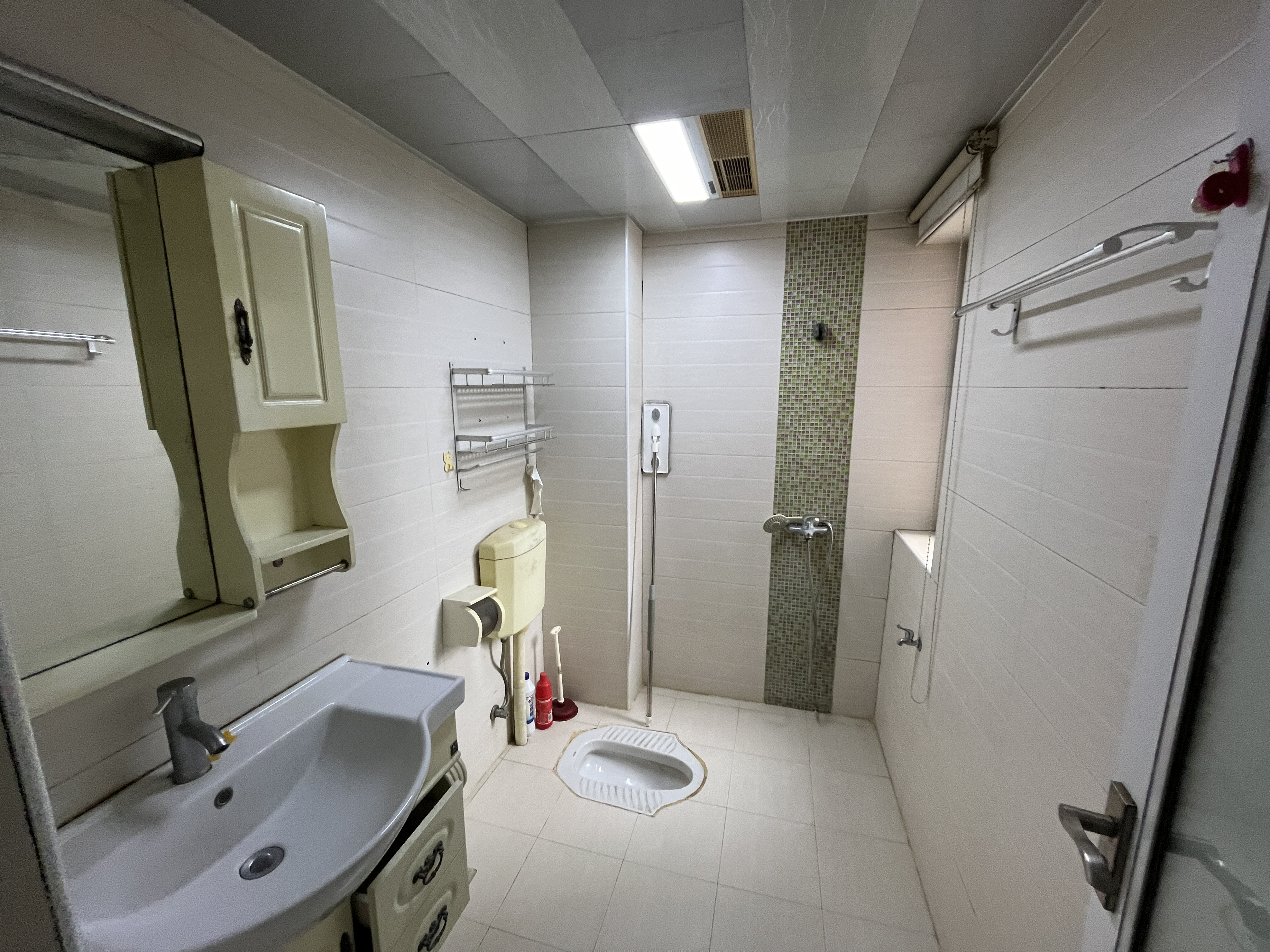 流金岁月-华晨国际 2室2厅1卫 46.0万 流金岁月-华晨国际 2室2厅1卫 46.0万室内图