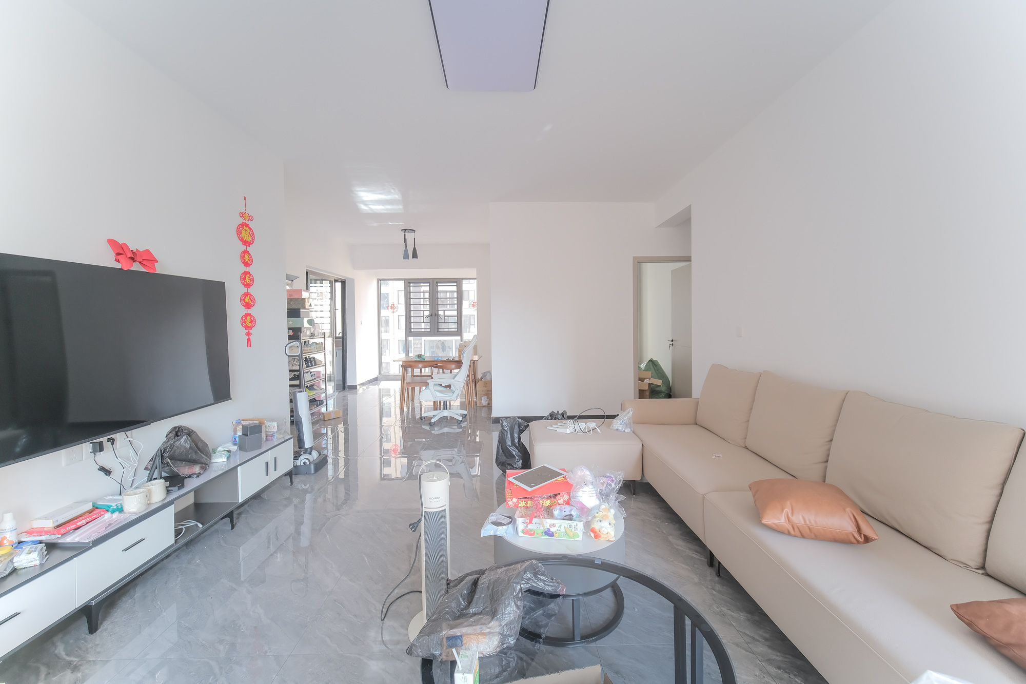 星雅美辰  4室2厅2卫    125.0万 星雅美辰  4室2厅2卫    125.0万客厅