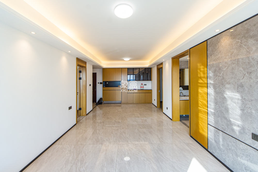 长房雍景湾  3室2厅2卫    128.0万