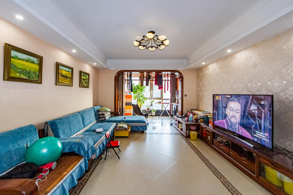 恒大御景半岛湘江苑（恒大御景半岛一期）  3室2厅2卫    298.0万