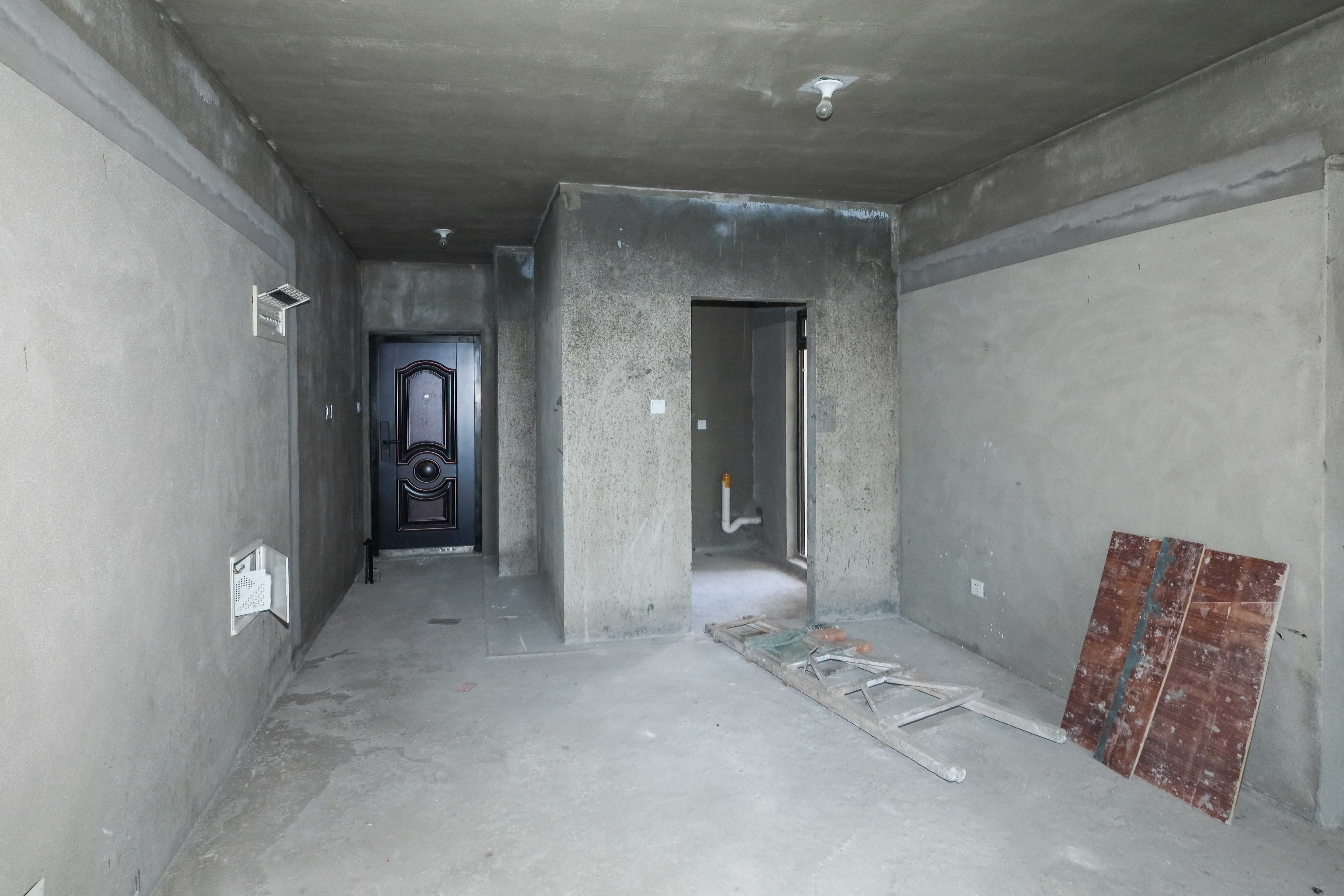 中国铁建梅溪青秀三期  3室2厅2卫   130.00万其他