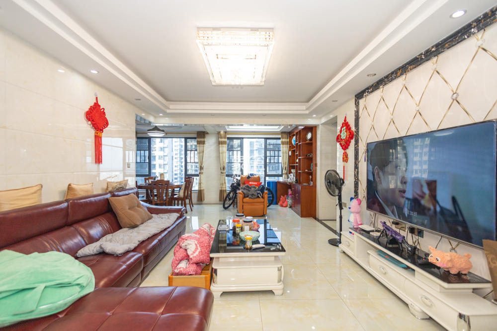 方略城市广场  3室2厅2卫    98.8万