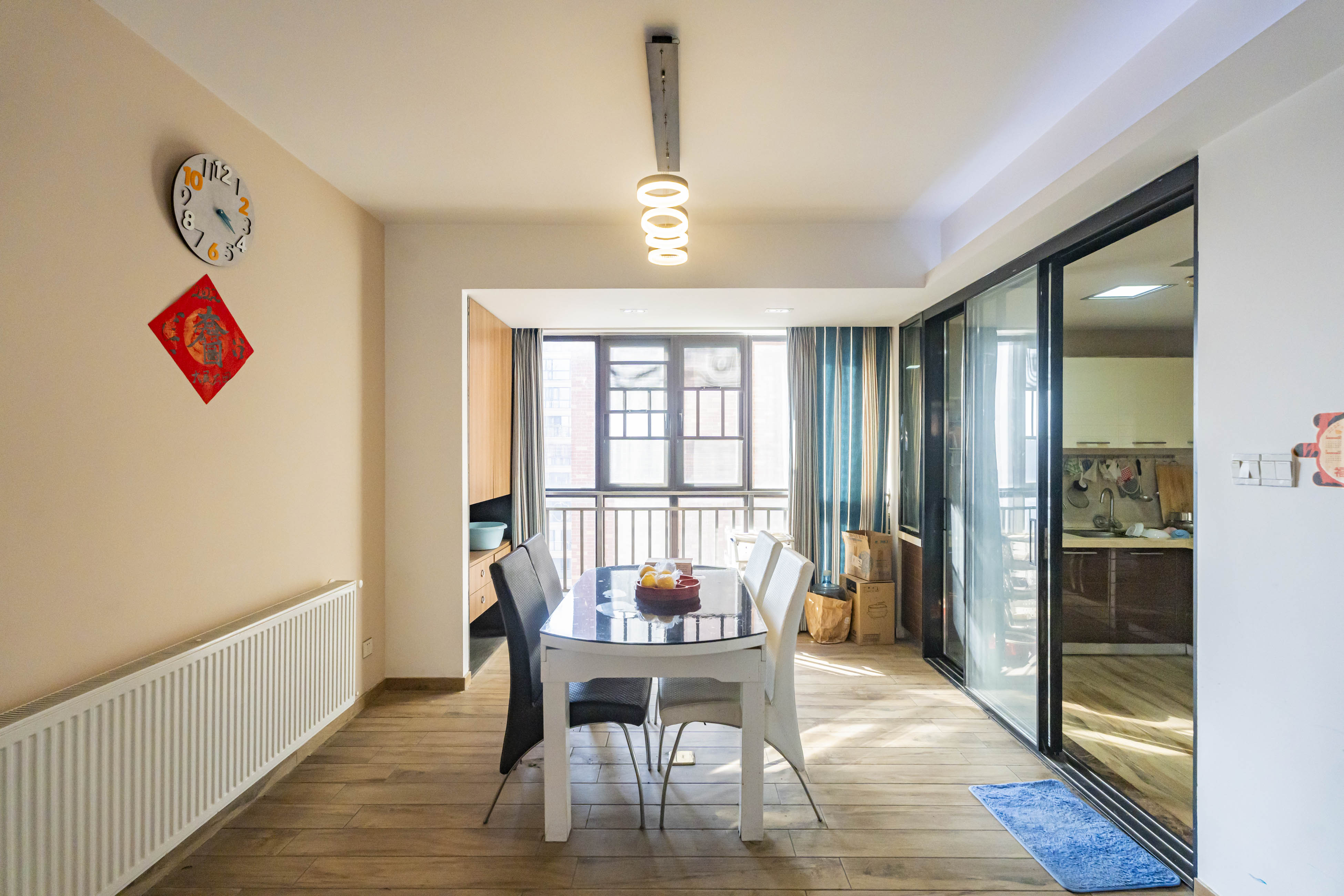 金色溪泉湾  4室2厅2卫    210.0万 金色溪泉湾  4室2厅2卫    210.0万客厅